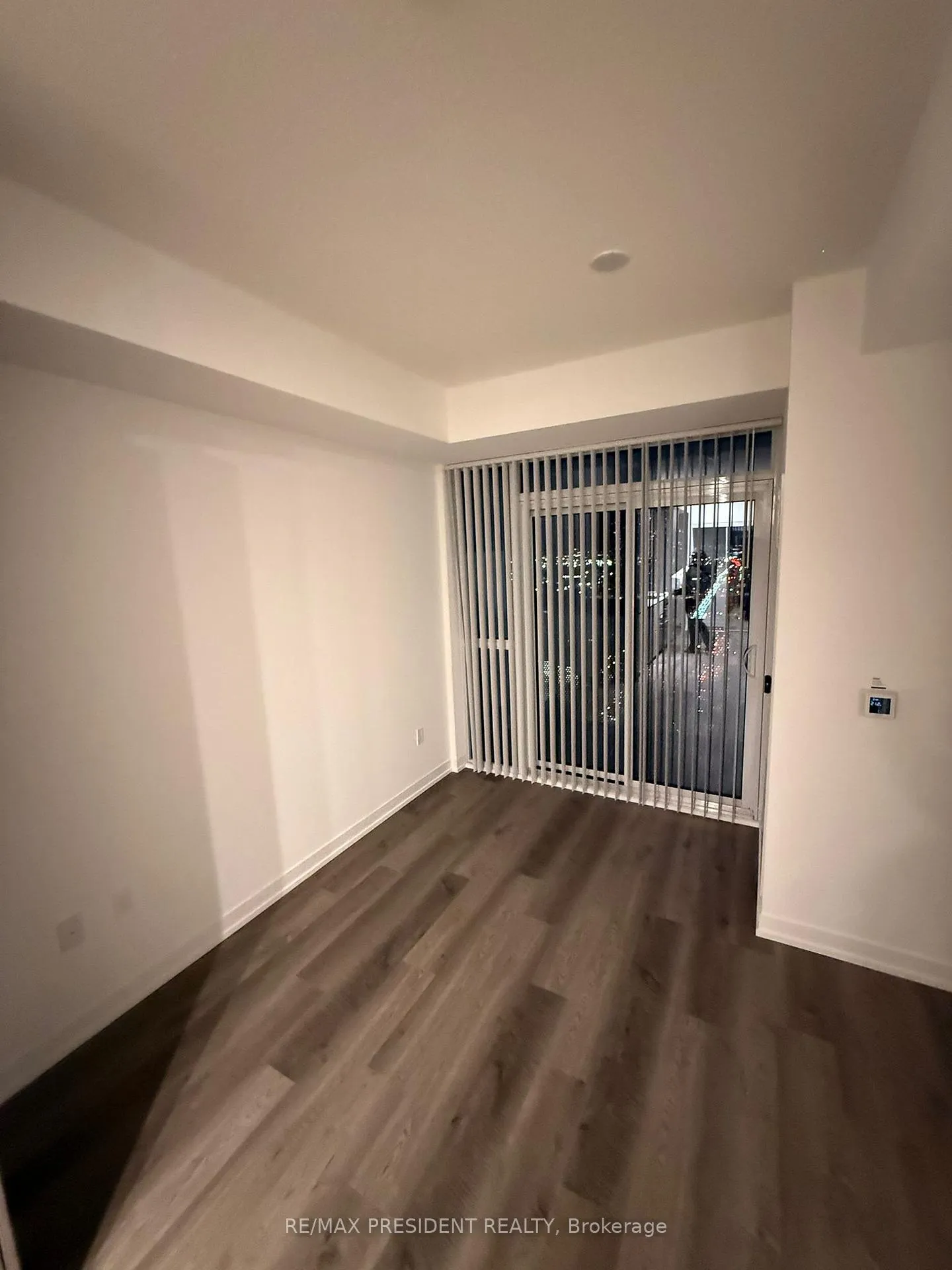 Photo 4 of Unit 3107, 8 Interchange Way, Vaughan, Vaughan Corporate Centre — HOMEH