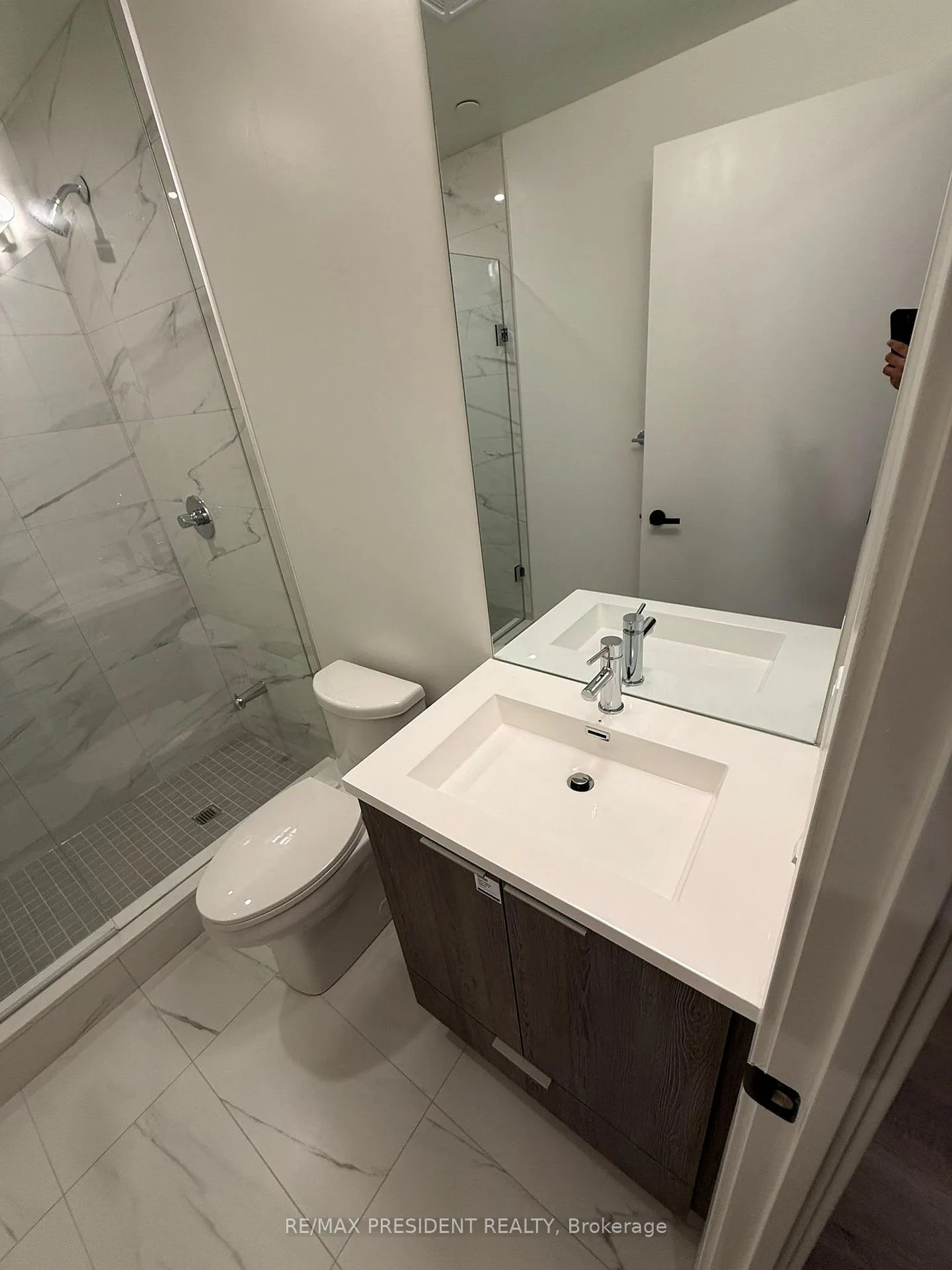 Photo 10 of Unit 3107, 8 Interchange Way, Vaughan, Vaughan Corporate Centre — HOMEH