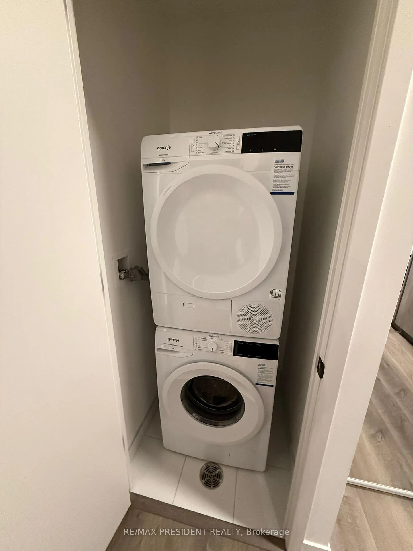 Photo 14 of Unit 3107, 8 Interchange Way, Vaughan, Vaughan Corporate Centre — HOMEH
