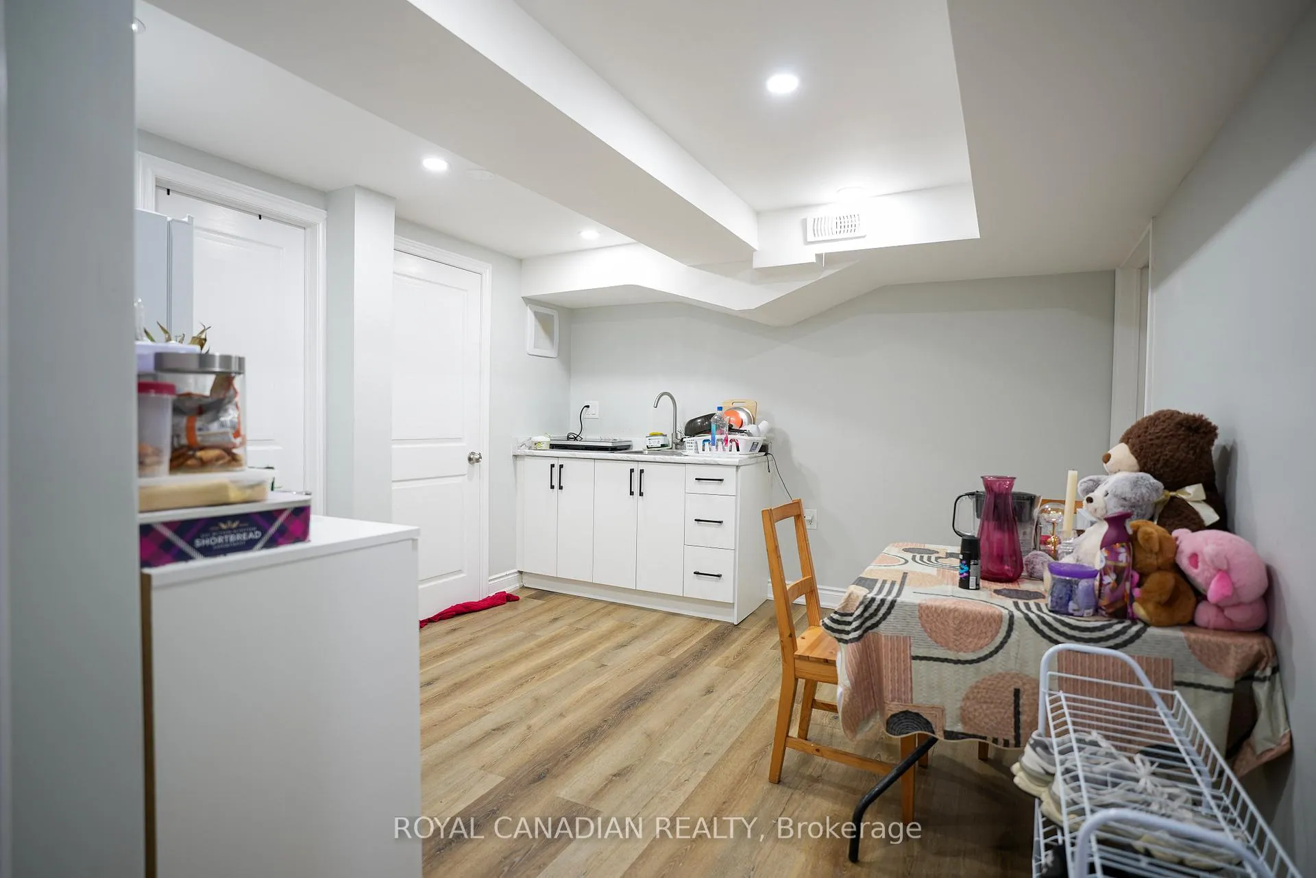 Photo 22 of 67 Sutherland Avenue, Brampton, Madoc — HOMEH
