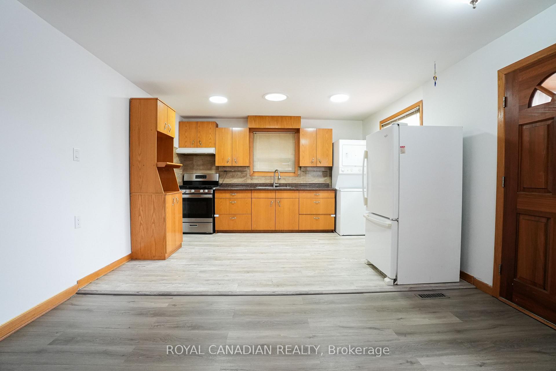 Photo 6 of 67 Sutherland Avenue, Brampton, Madoc — HOMEH