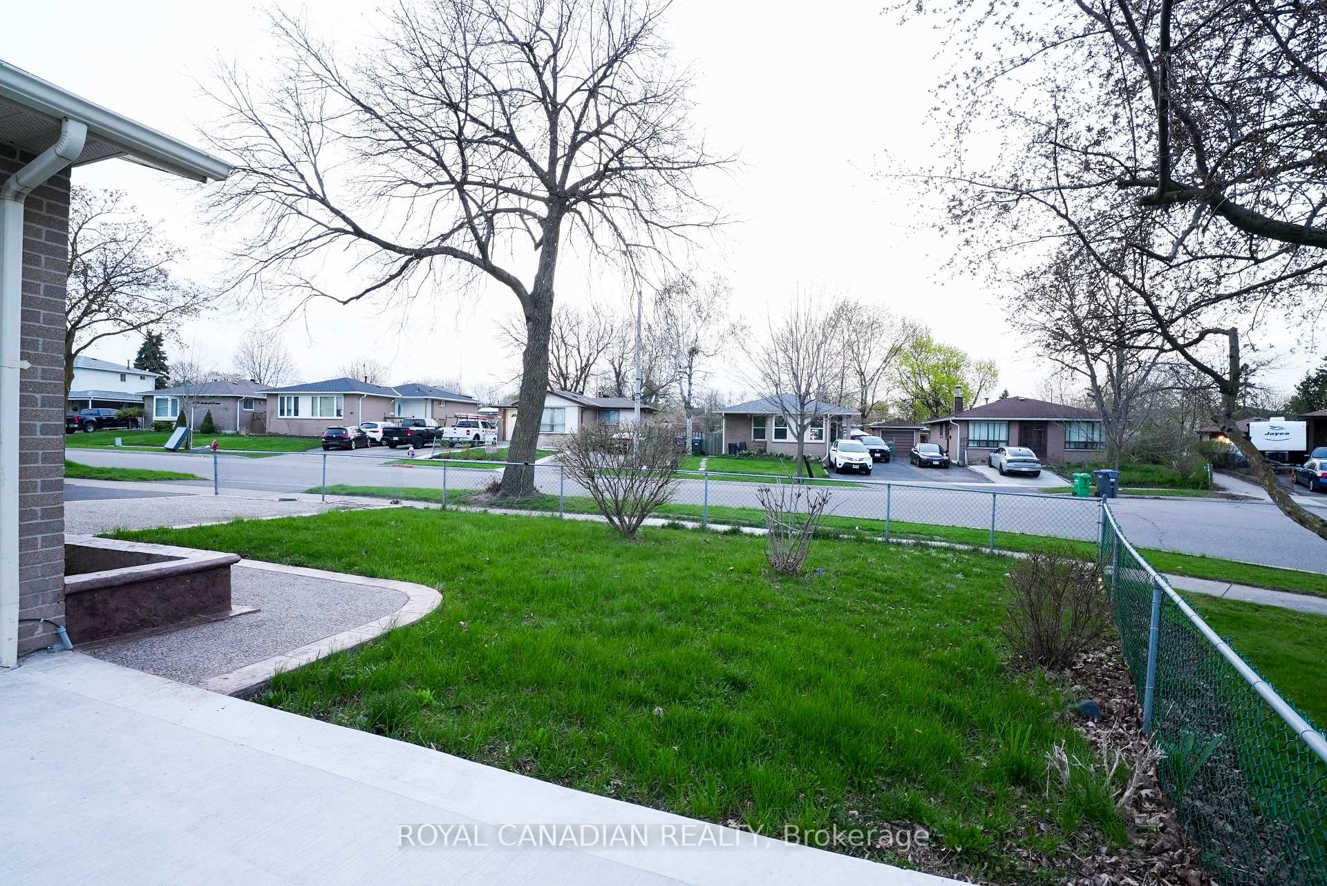 Photo 34 of 67 Sutherland Avenue, Brampton, Madoc — HOMEH