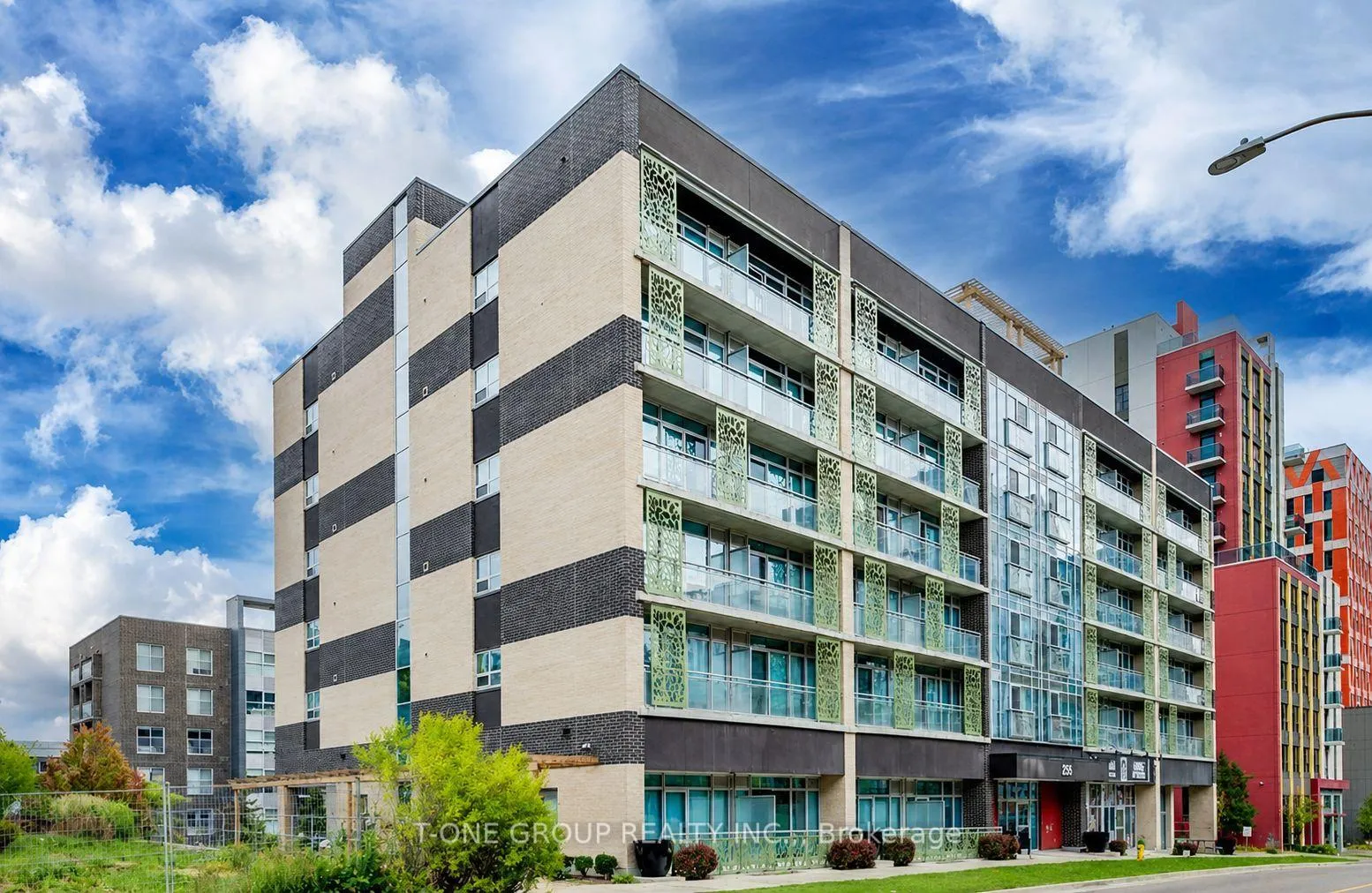 Photo 1 of Unit 710, 250 Albert Street, Waterloo, Beechwood/University — HOMEH
