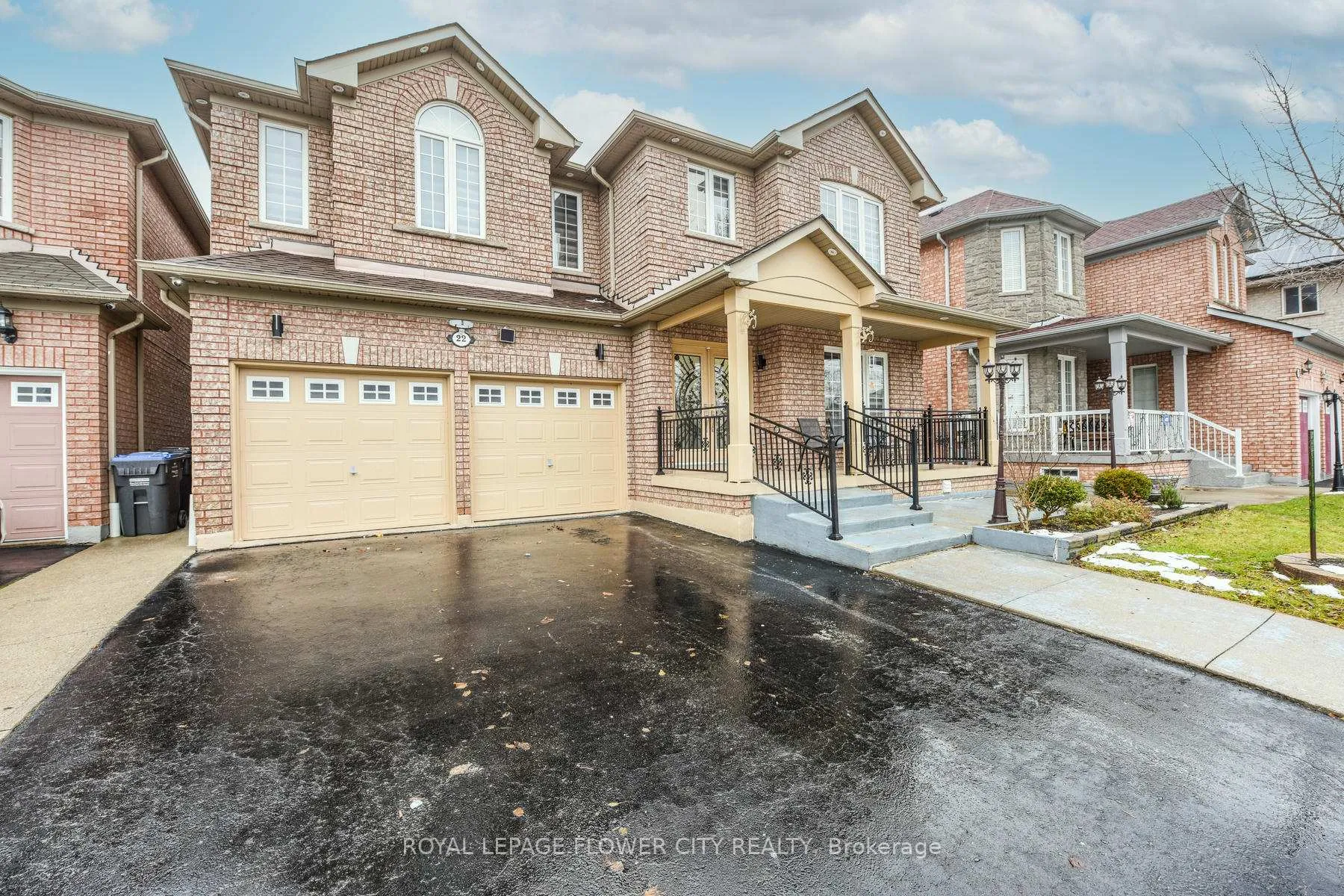 Front of 22 Wintersnow Court
