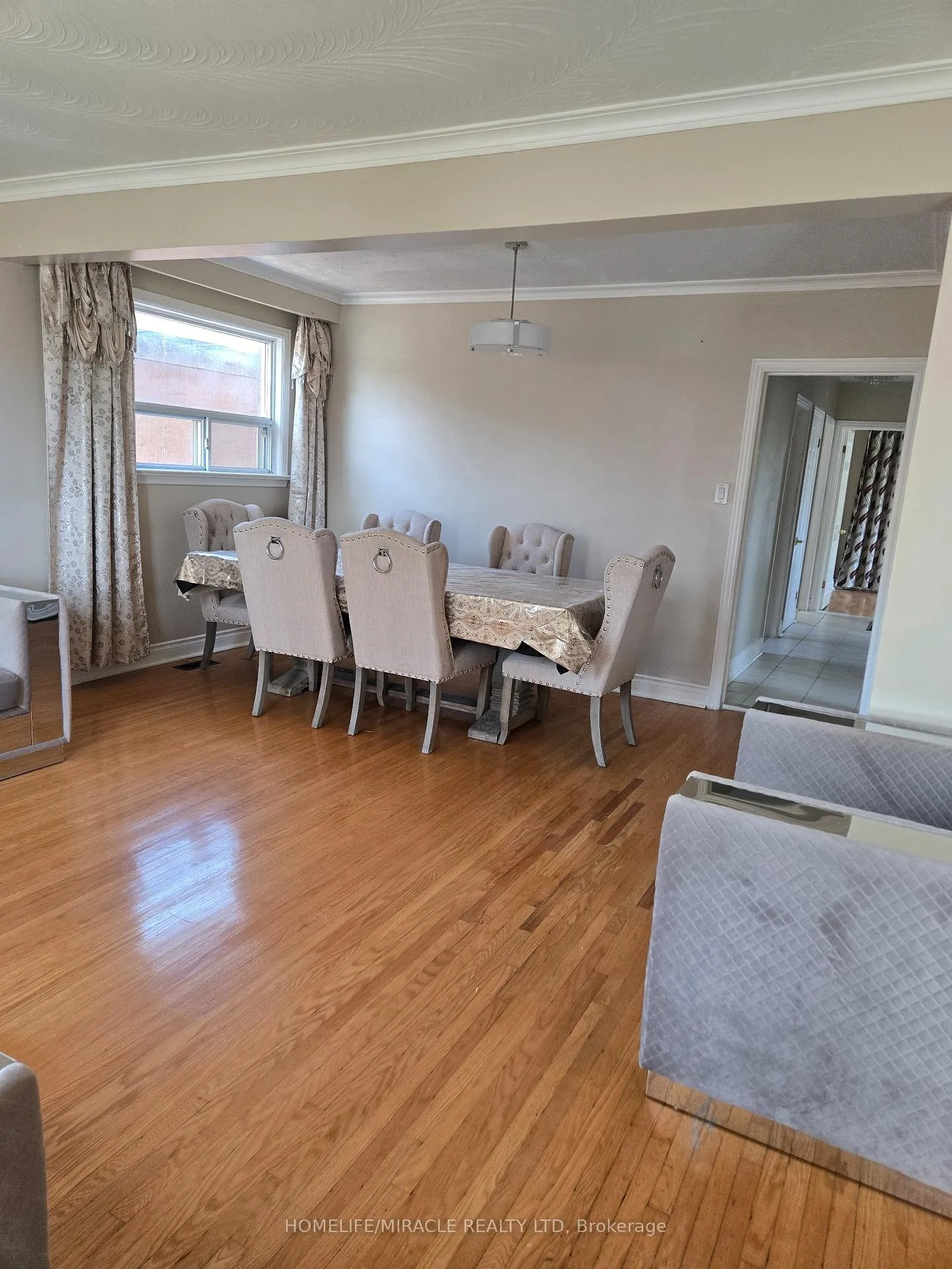 Photo 5 of 25 Chandlier Drive, Scarborough, Woburn — HOMEH