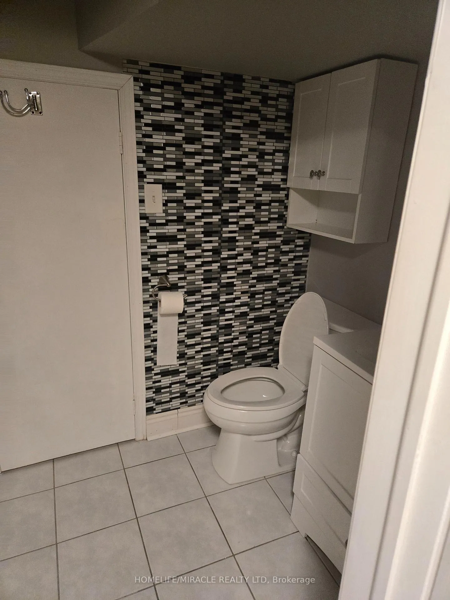 Photo 27 of 25 Chandlier Drive, Scarborough, Woburn — HOMEH