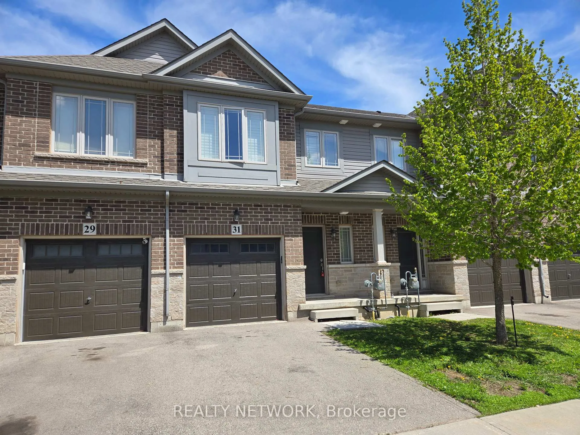 Photo 2 of 31 Serenity Lane, Hamilton, Rural Glanbrook — HOMEH
