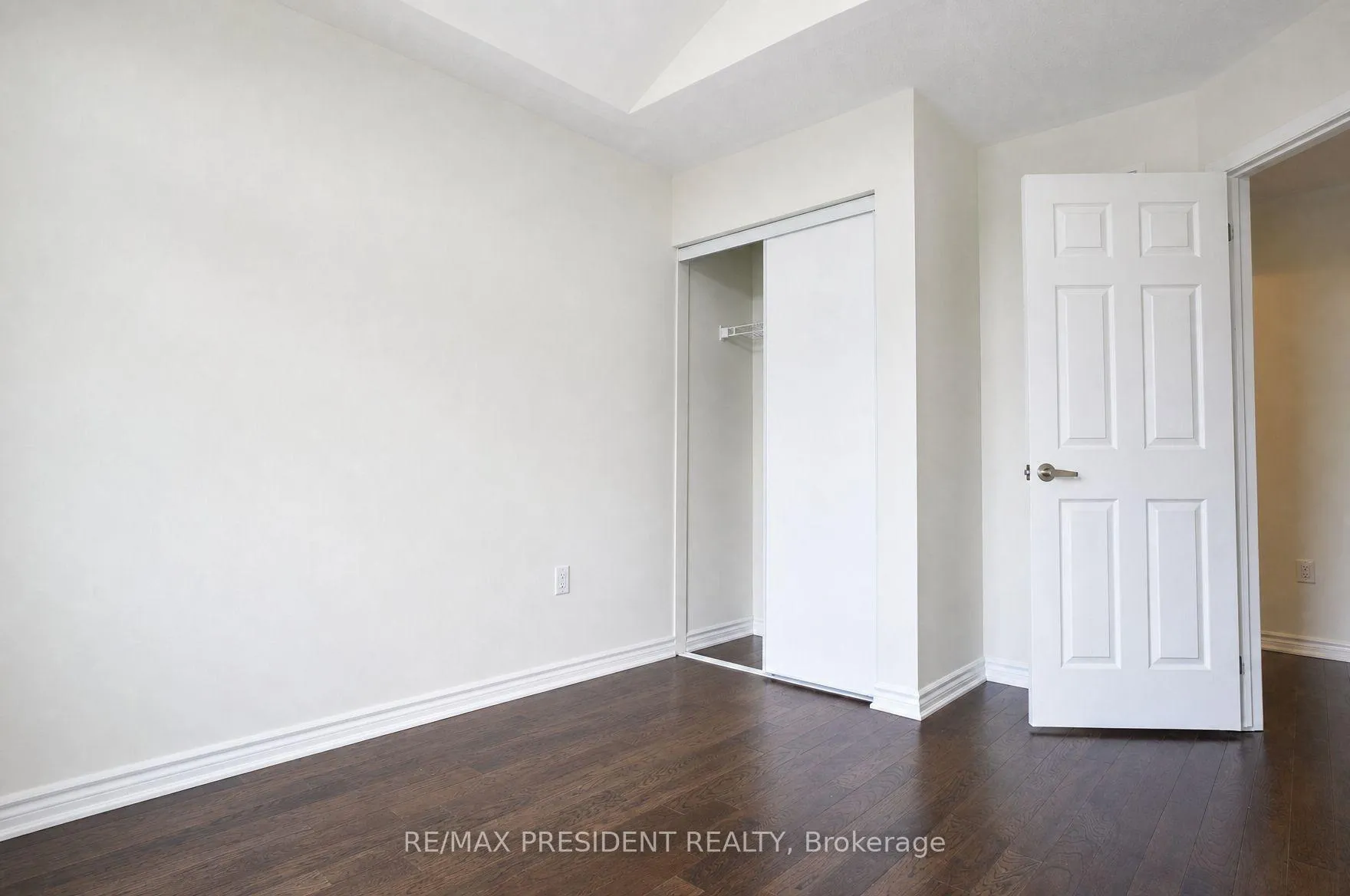 Photo 14 of 34 Eberly Woods Drive, Caledon, Rural Caledon — HOMEH