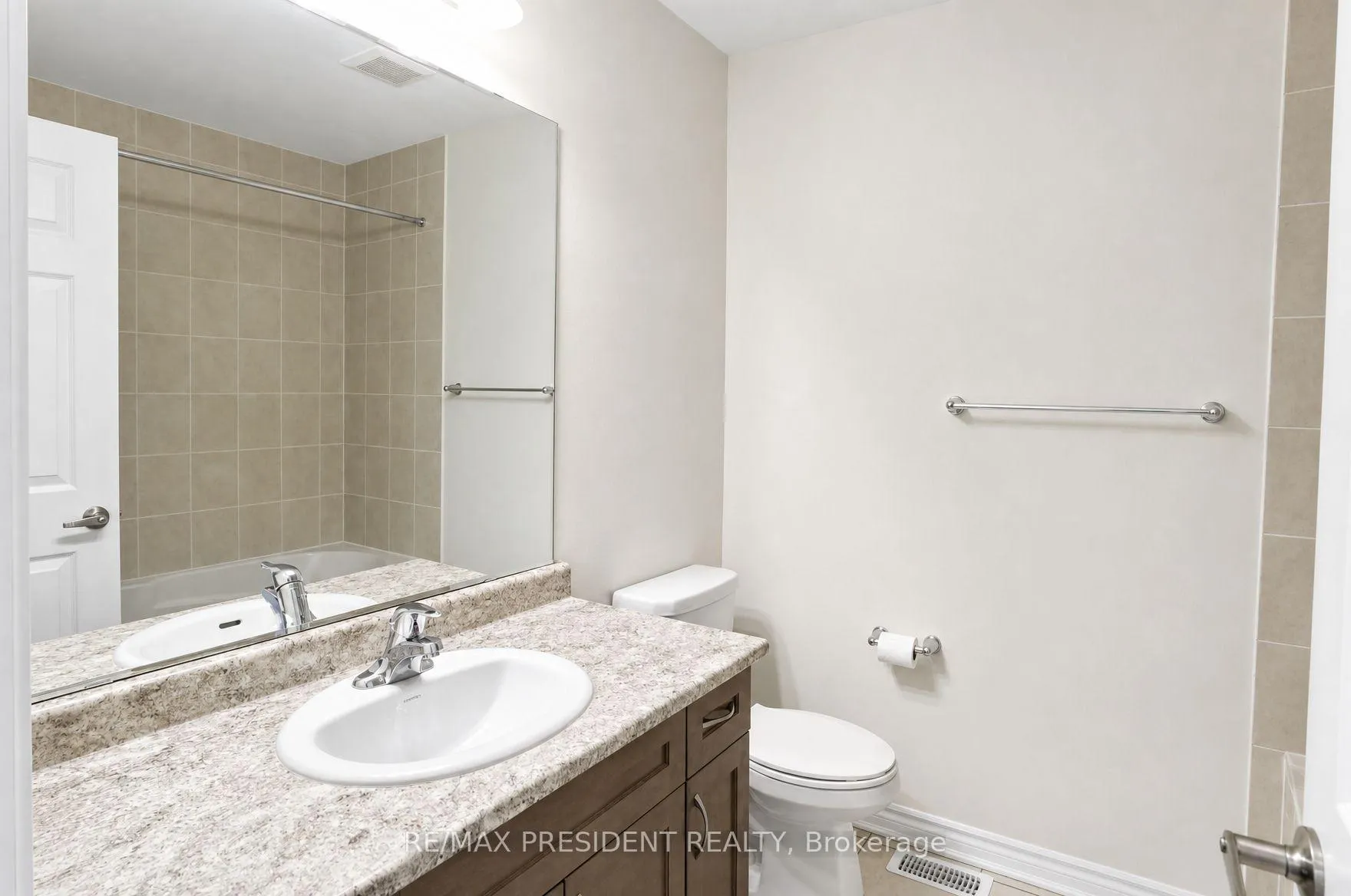 Photo 21 of 34 Eberly Woods Drive, Caledon, Rural Caledon — HOMEH