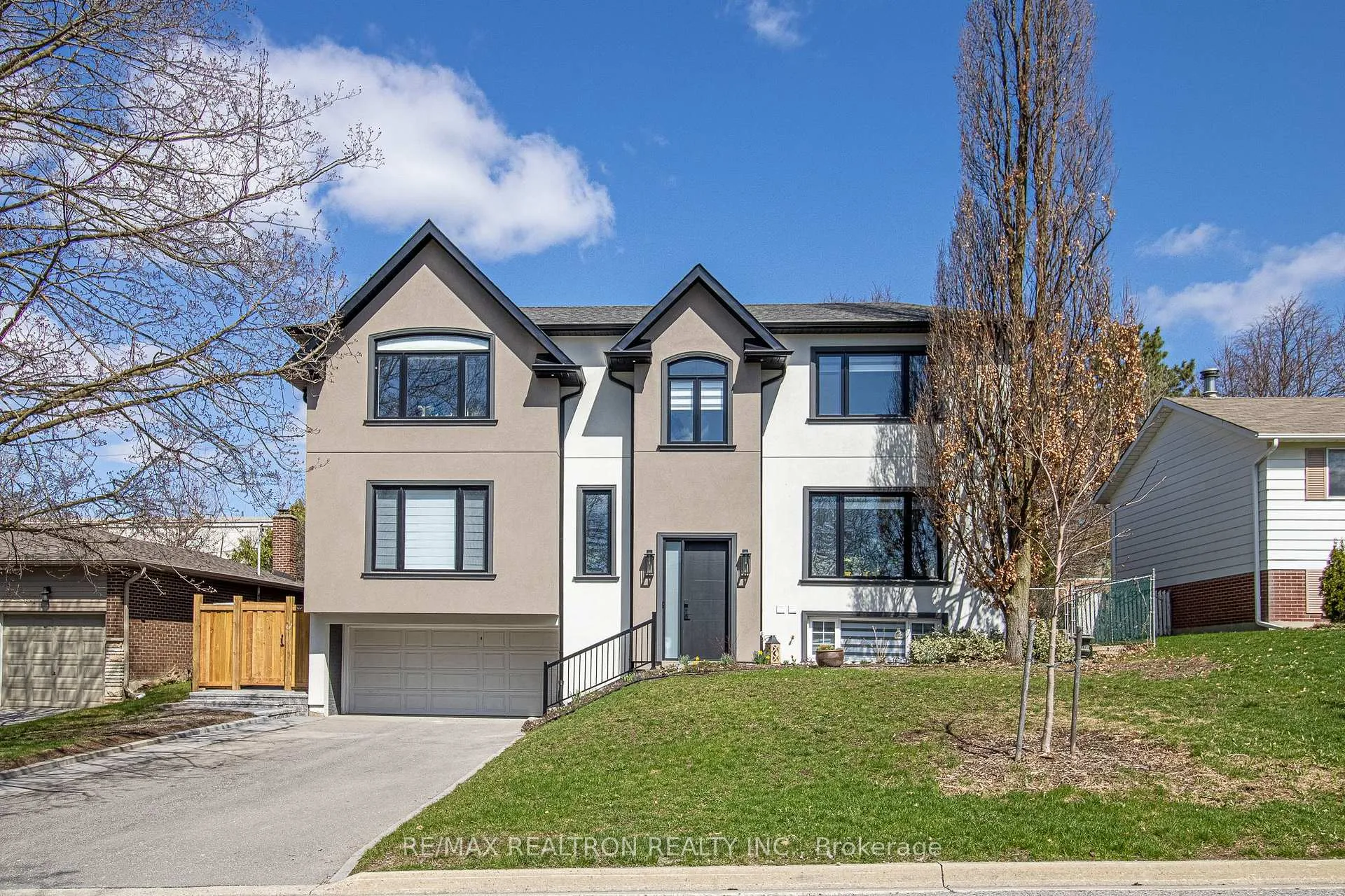 Photo 1 of Unit Lower, 96 Southdale Drive, Markham, Bullock — HOMEH