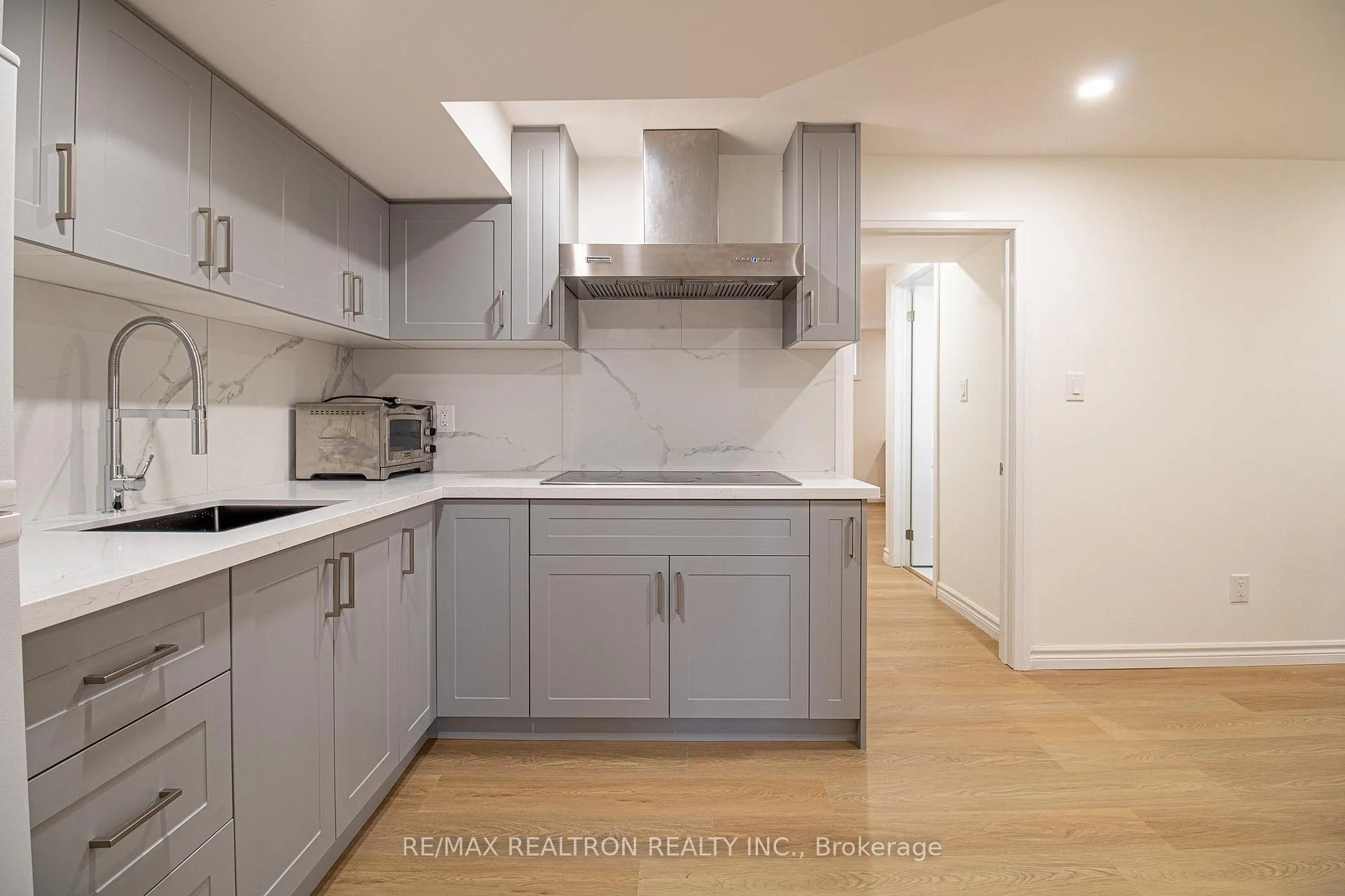 Photo 7 of Unit Lower, 96 Southdale Drive, Markham, Bullock — HOMEH