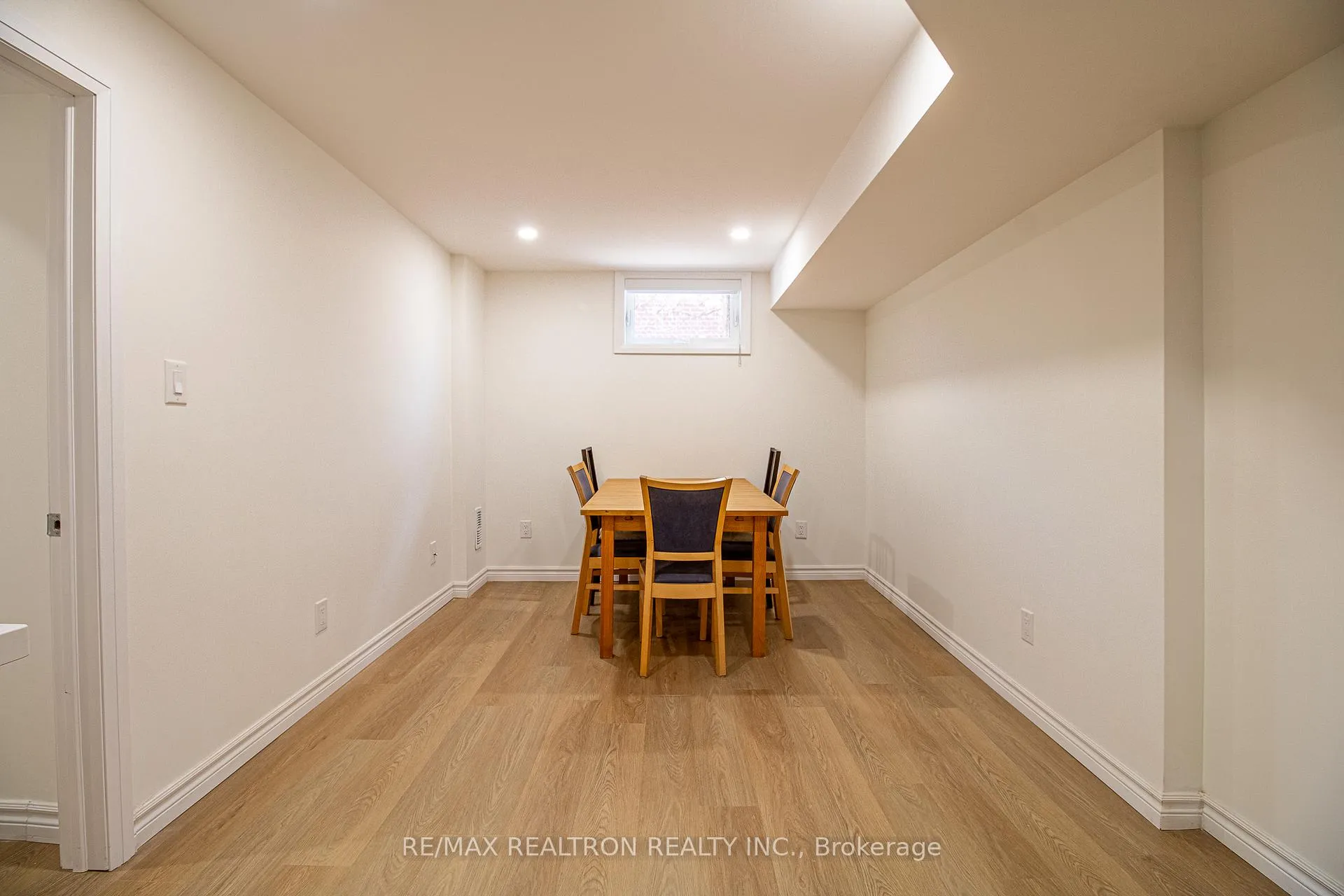 Photo 9 of Unit Lower, 96 Southdale Drive, Markham, Bullock — HOMEH