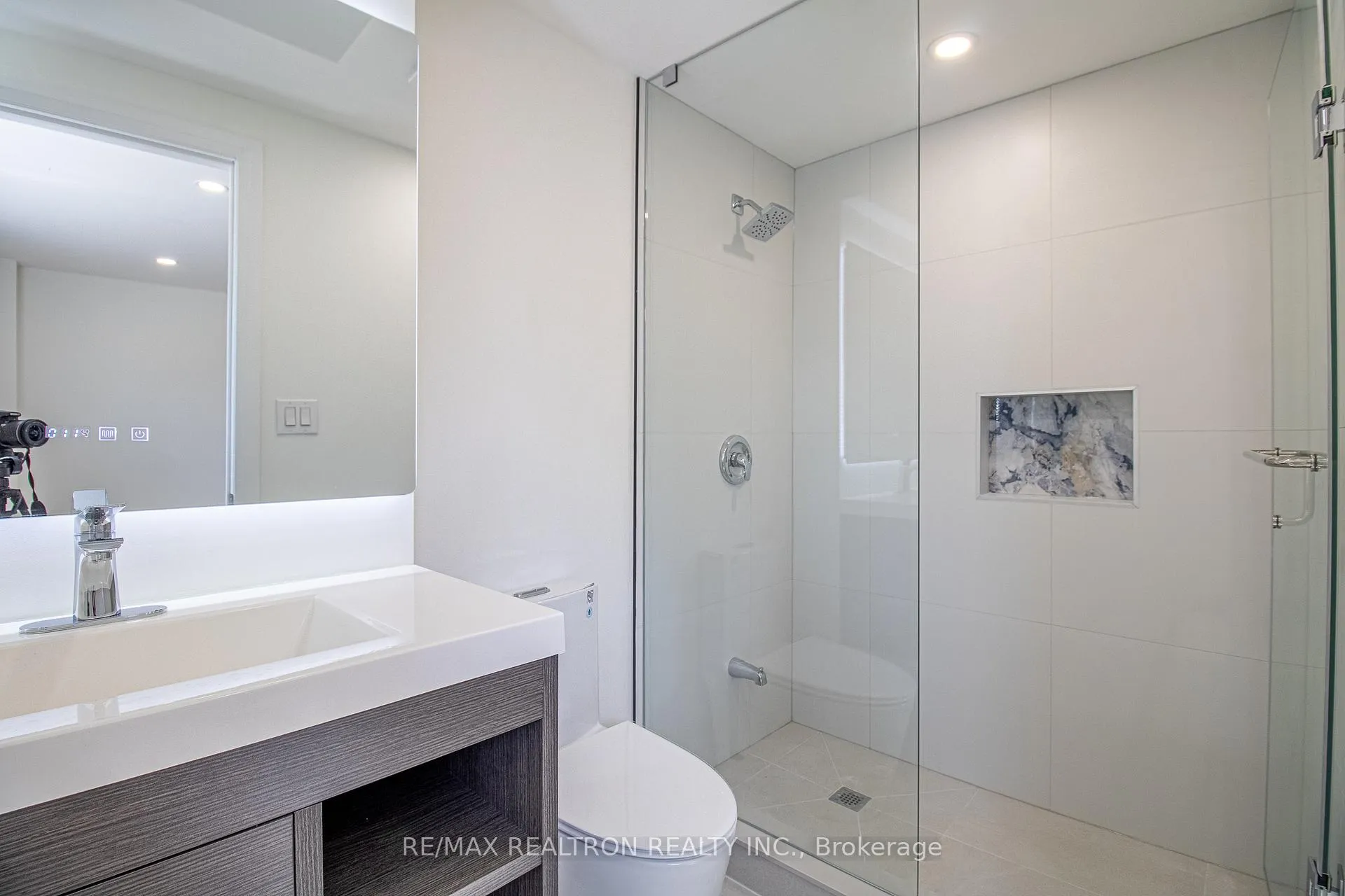 Photo 15 of Unit Lower, 96 Southdale Drive, Markham, Bullock — HOMEH