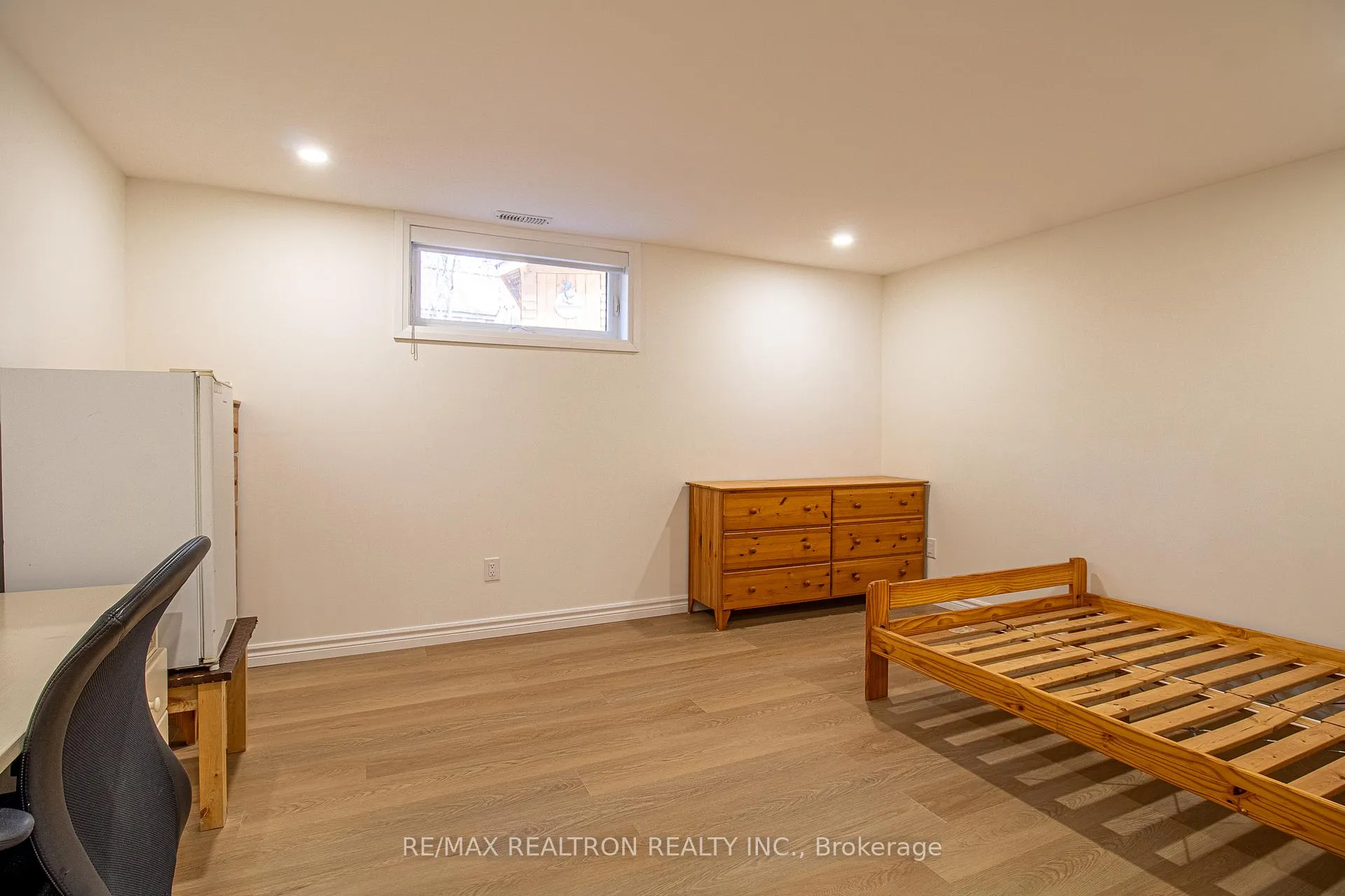 Photo 19 of Unit Lower, 96 Southdale Drive, Markham, Bullock — HOMEH