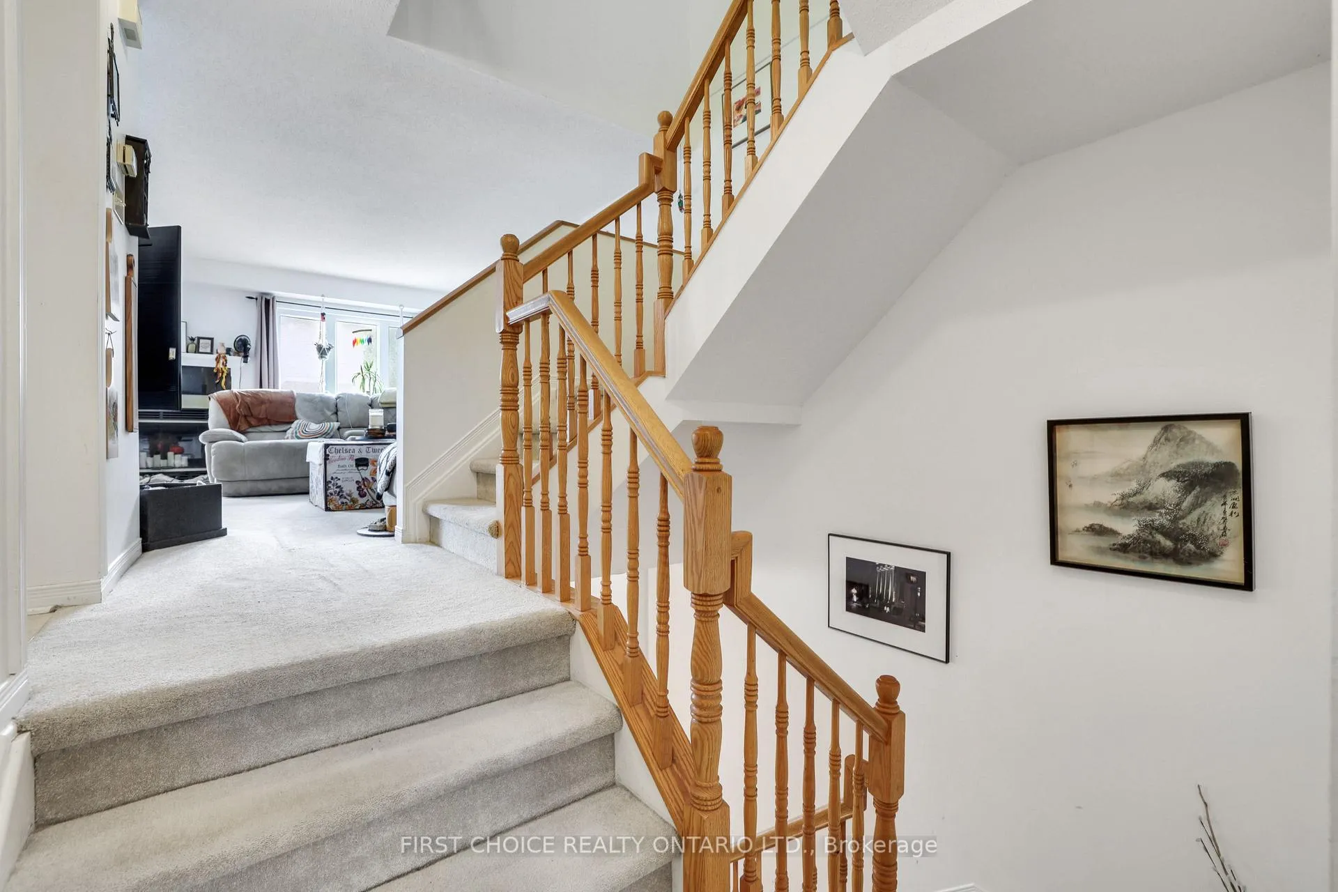 Photo 3 of 10 Maravista Drive, Ottawa, Barrhaven - Cedargrove/Fraserdale — HOMEH
