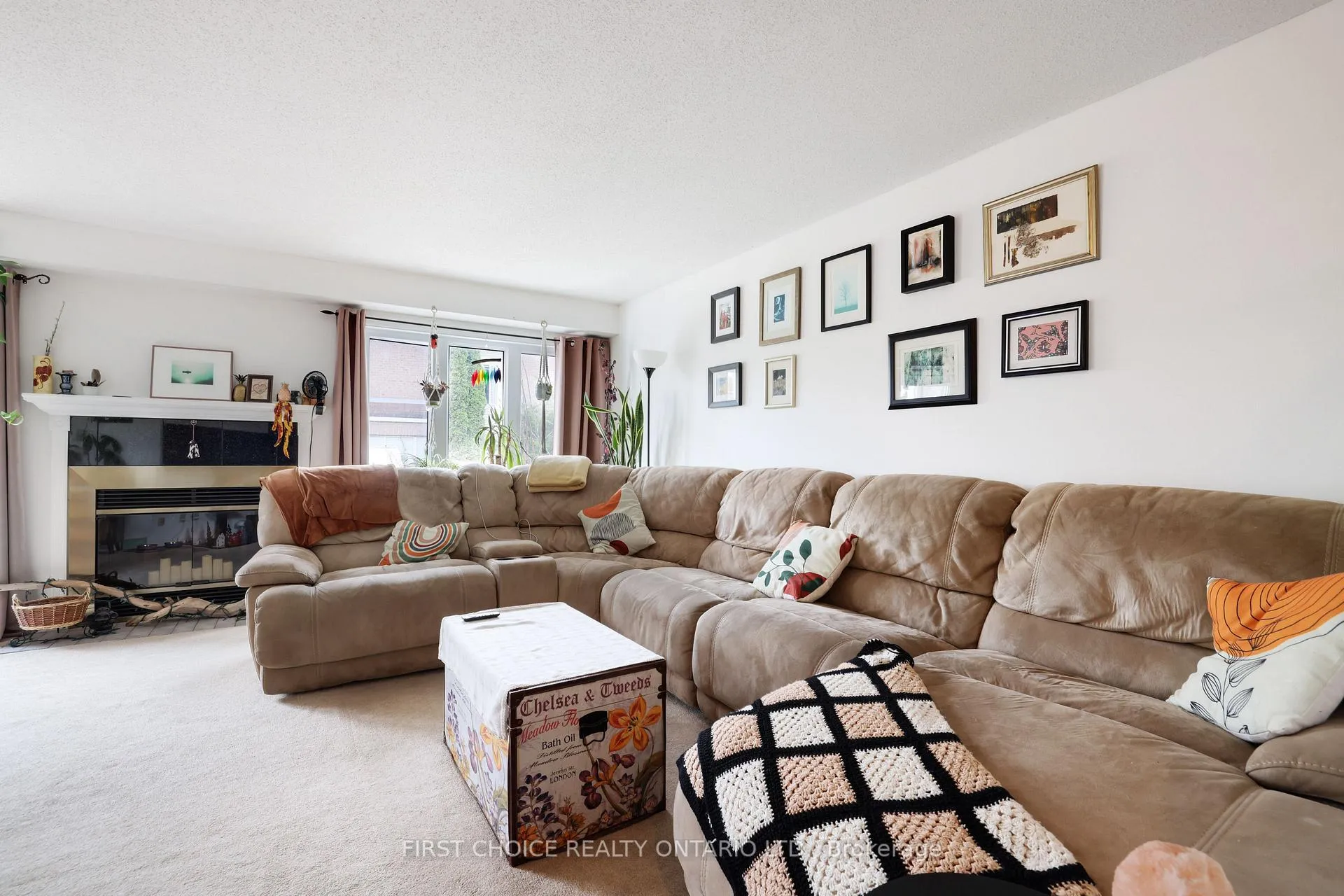 Photo 8 of 10 Maravista Drive, Ottawa, Barrhaven - Cedargrove/Fraserdale — HOMEH