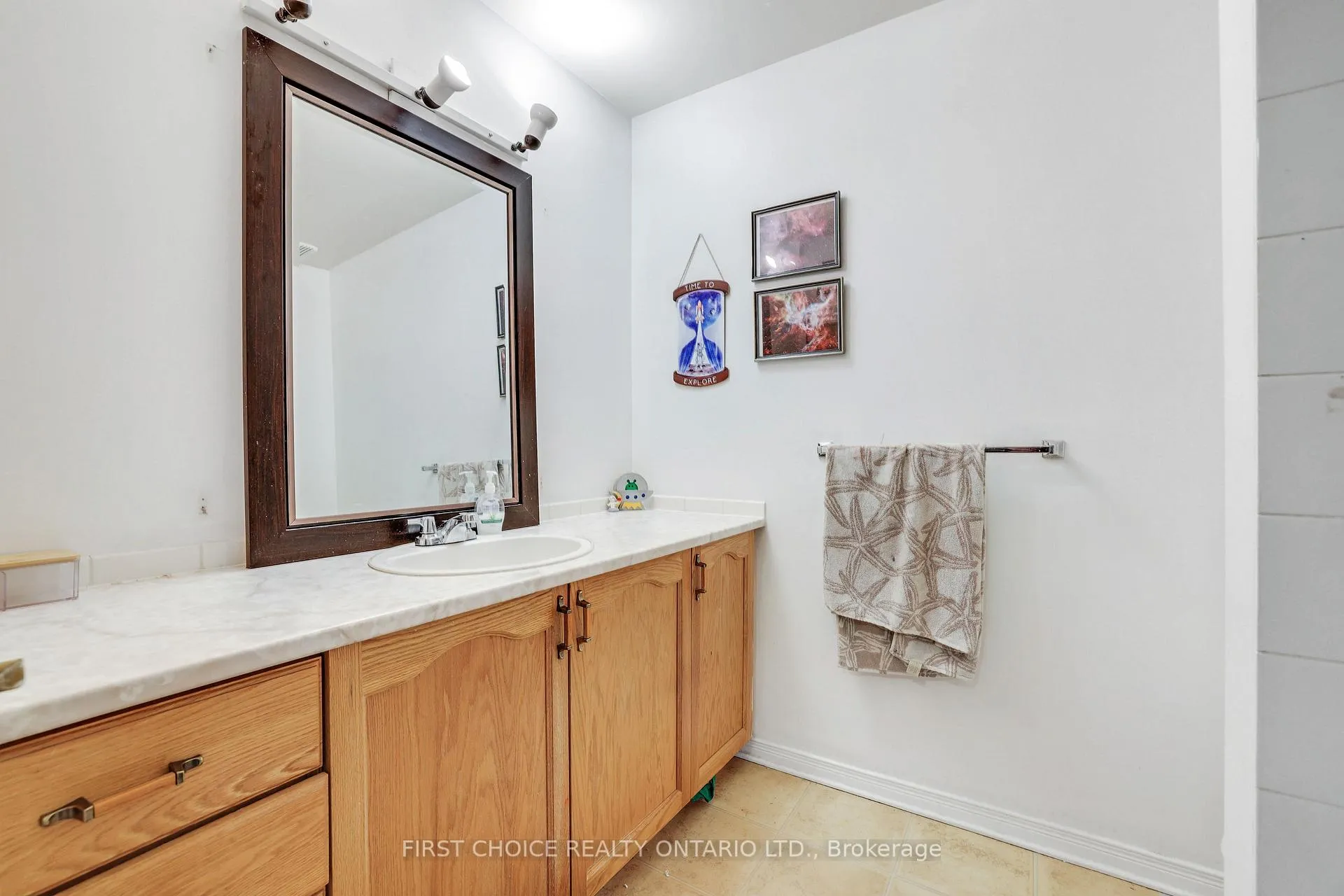 Photo 18 of 10 Maravista Drive, Ottawa, Barrhaven - Cedargrove/Fraserdale — HOMEH