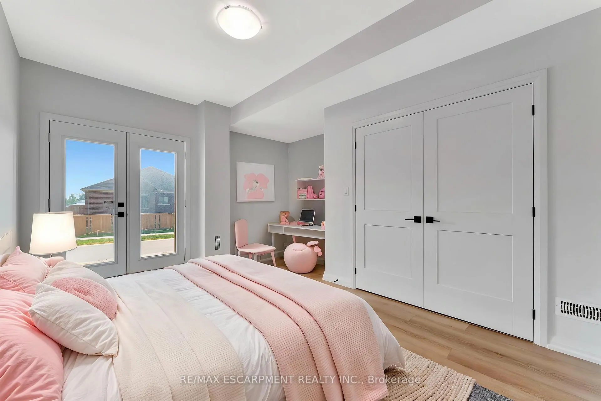 Photo 30 of Unit 90, 55 Tom Brown Drive, Brant, Paris — HOMEH