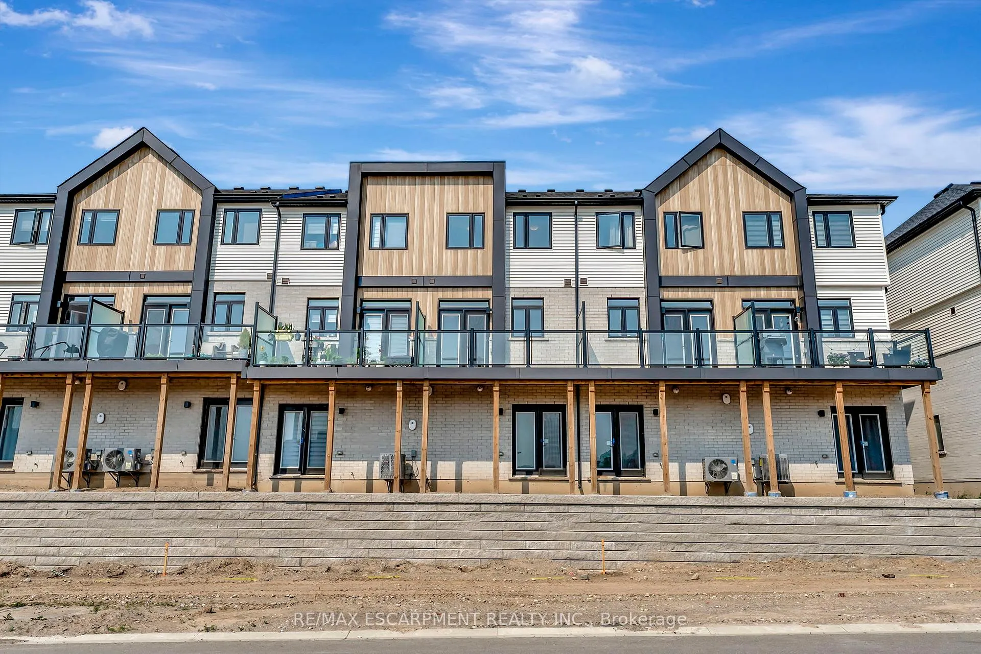 Photo 40 of Unit 90, 55 Tom Brown Drive, Brant, Paris — HOMEH