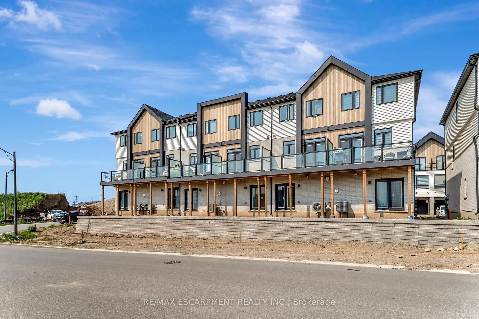 Photo 42 of Unit 90, 55 Tom Brown Drive, Brant, Paris — HOMEH