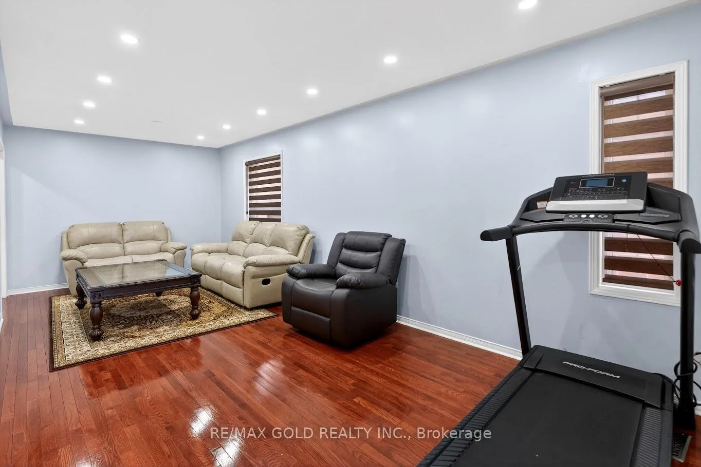 Photo 5 of 50 Ranchero Drive, Brampton, Fletcher's Meadow — HOMEH