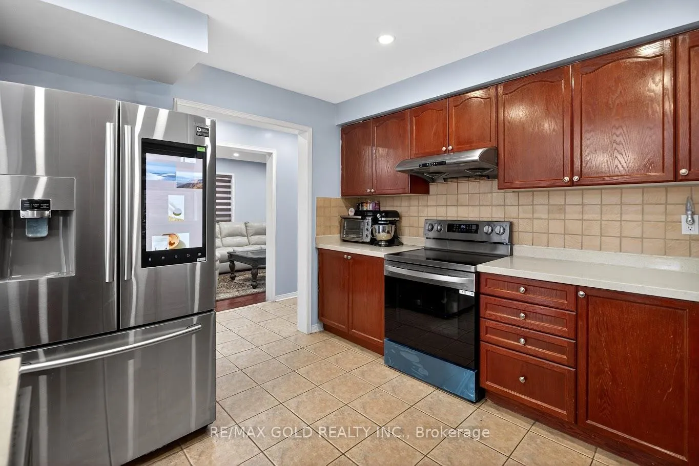 Photo 9 of 50 Ranchero Drive, Brampton, Fletcher's Meadow — HOMEH