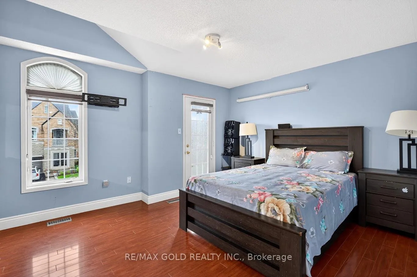 Photo 20 of 50 Ranchero Drive, Brampton, Fletcher's Meadow — HOMEH