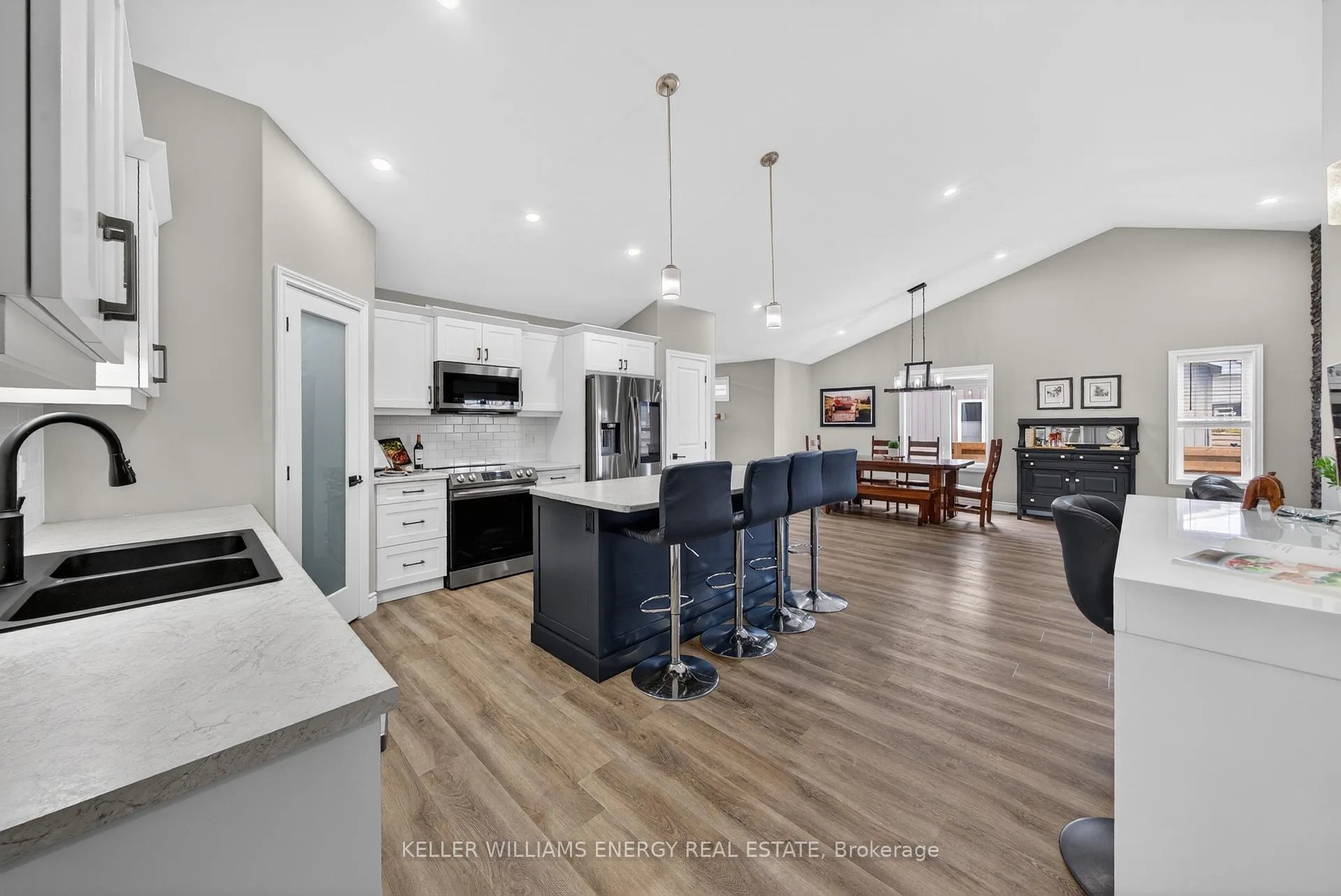 Photo 18 of 67 Farrington Crescent, Prince Edward County, Picton Ward — HOMEH