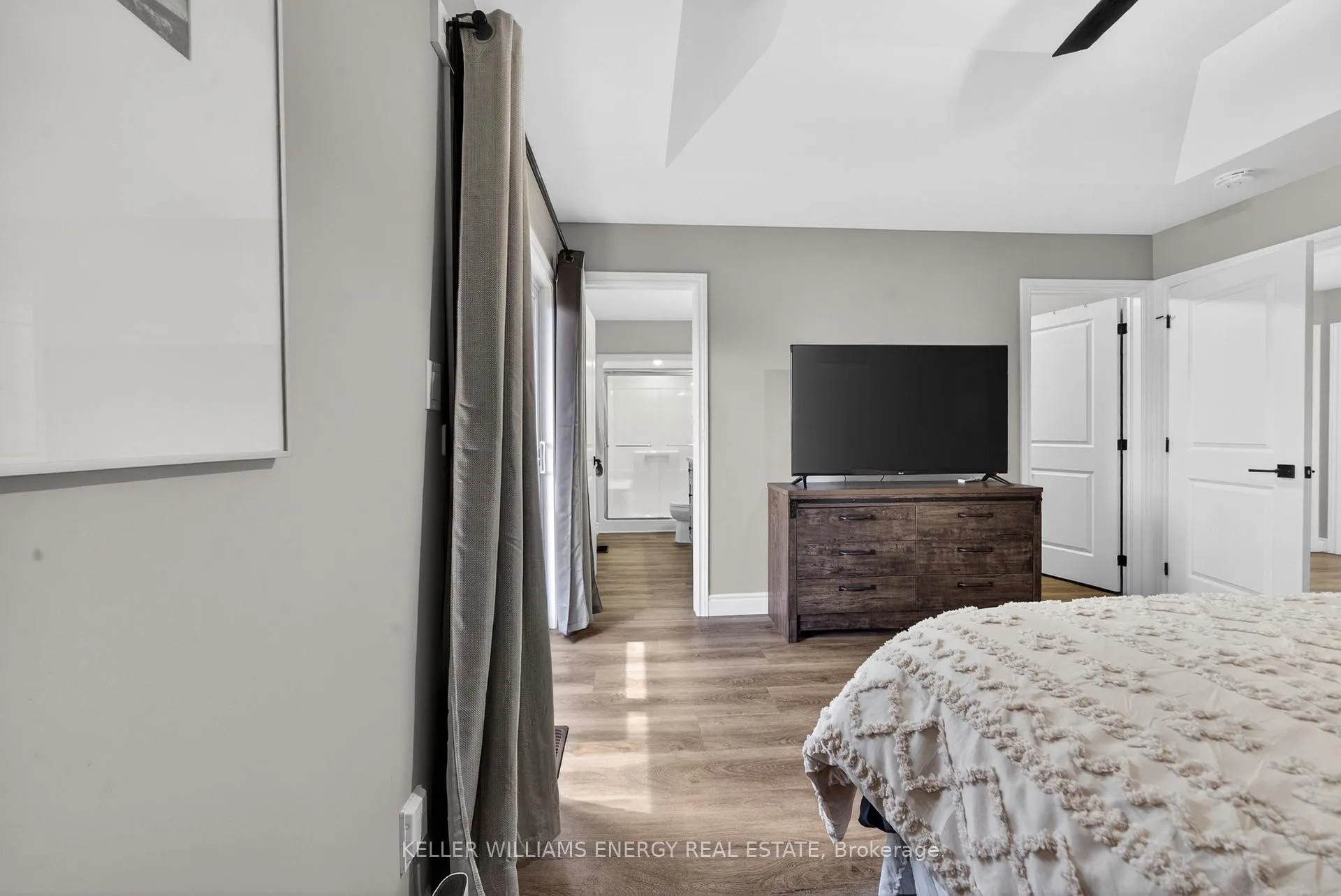 Photo 23 of 67 Farrington Crescent, Prince Edward County, Picton Ward — HOMEH