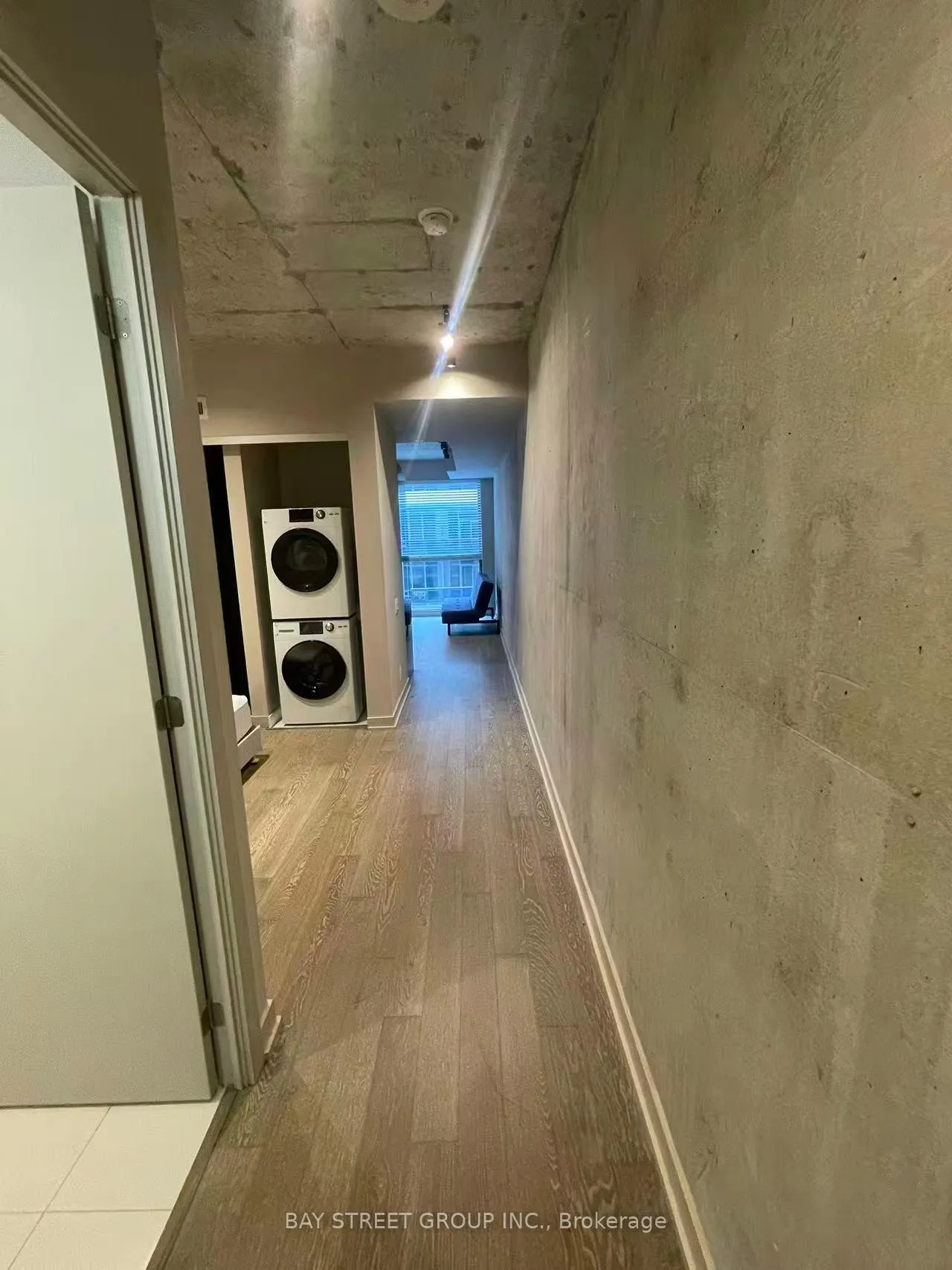 Photo 2 of Unit 811, 39 Brant Street, Toronto, Waterfront Communities — HOMEH