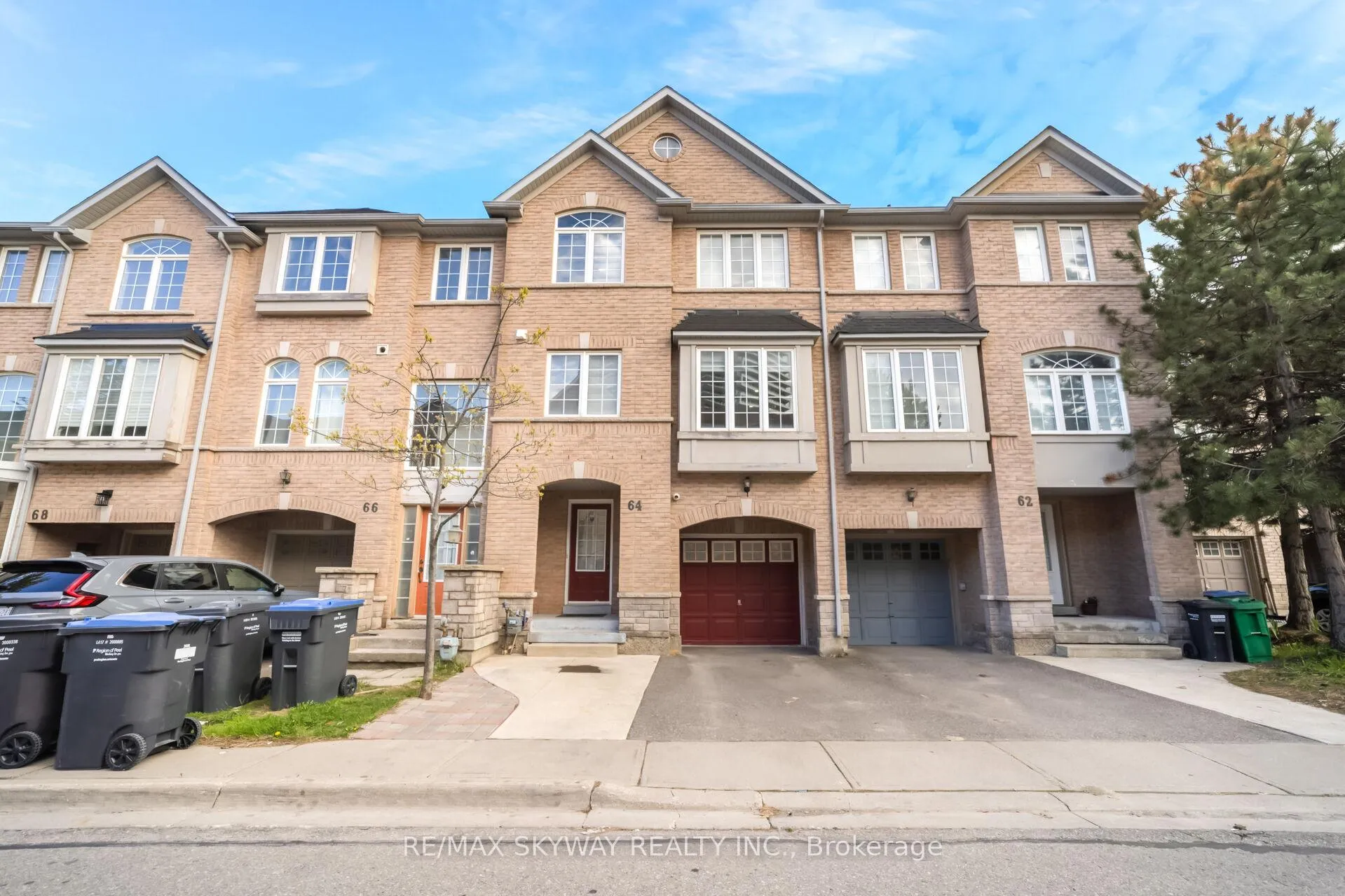 Photo 1 of 64 Bernard Avenue, Brampton, Fletcher's Creek South — HOMEH