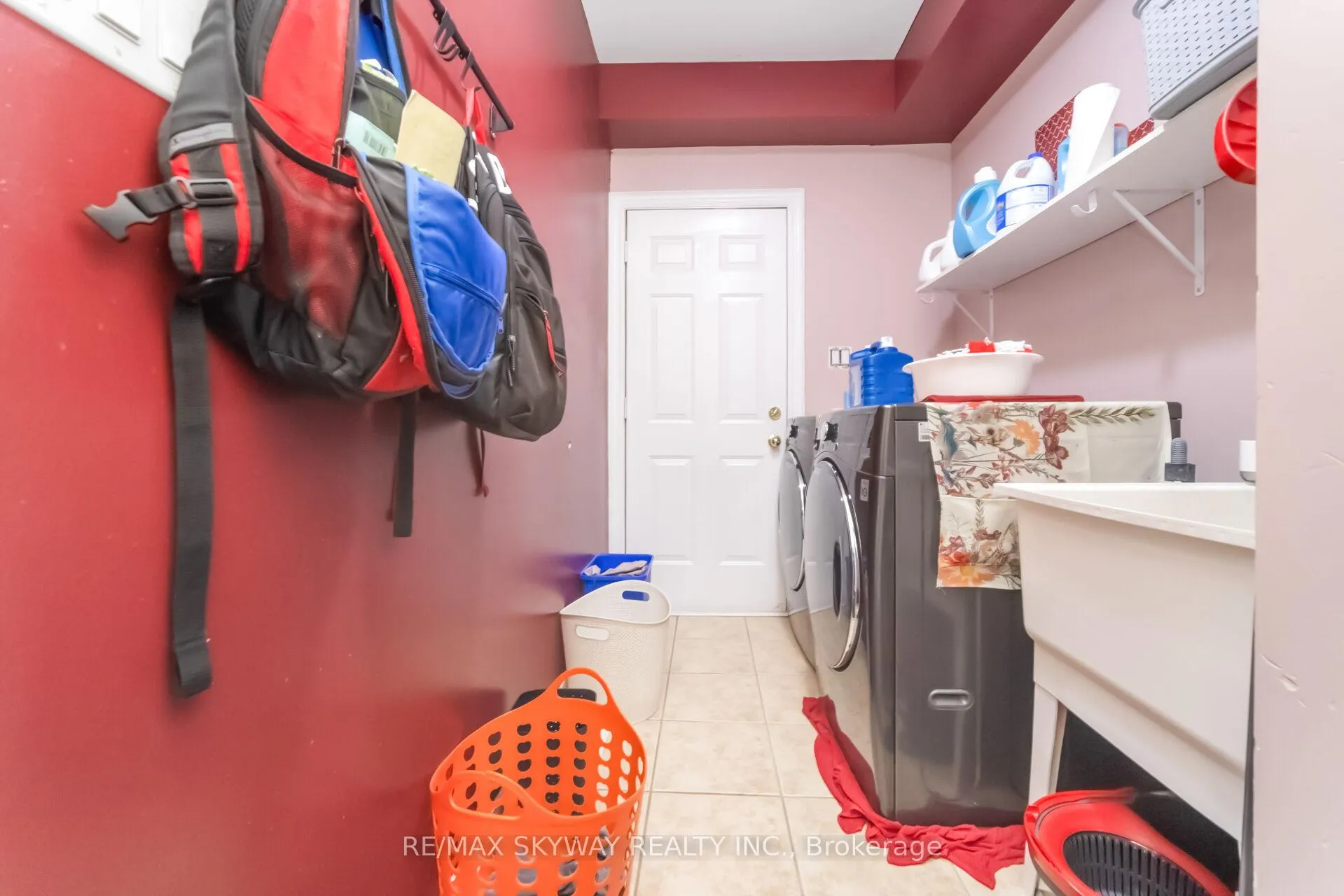 Photo 9 of 64 Bernard Avenue, Brampton, Fletcher's Creek South — HOMEH