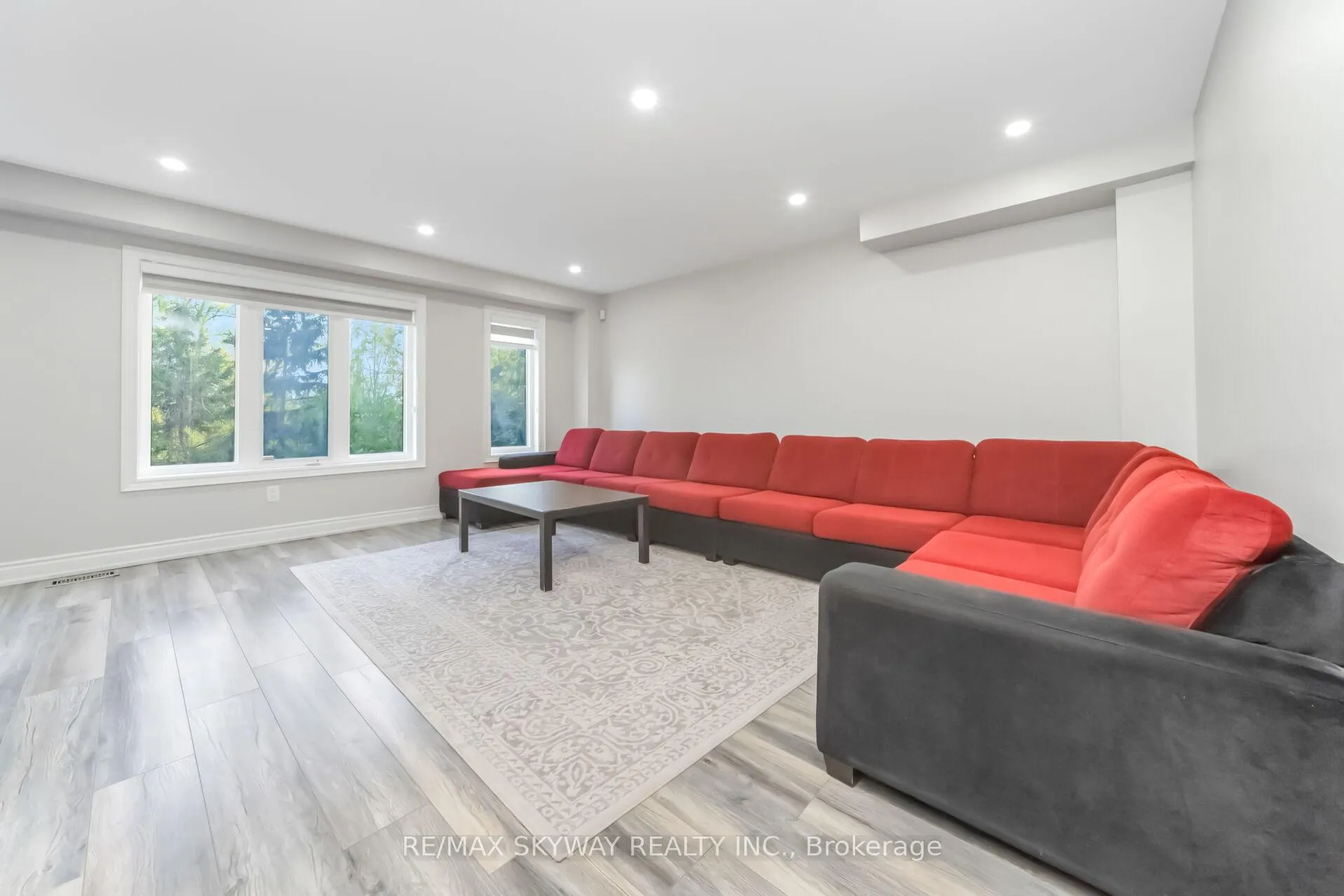 Photo 11 of 64 Bernard Avenue, Brampton, Fletcher's Creek South — HOMEH