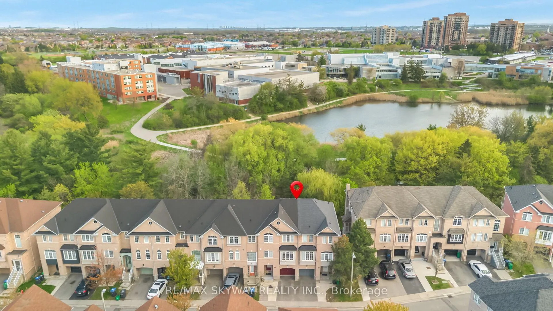 Photo 41 of 64 Bernard Avenue, Brampton, Fletcher's Creek South — HOMEH