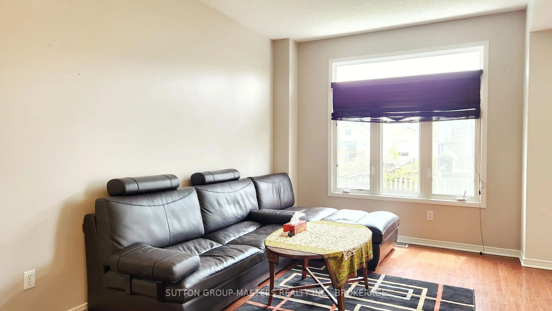 Photo 4 of 443 Maureen Street, Kingston, Kingston East (Incl Barret Crt) — HOMEH