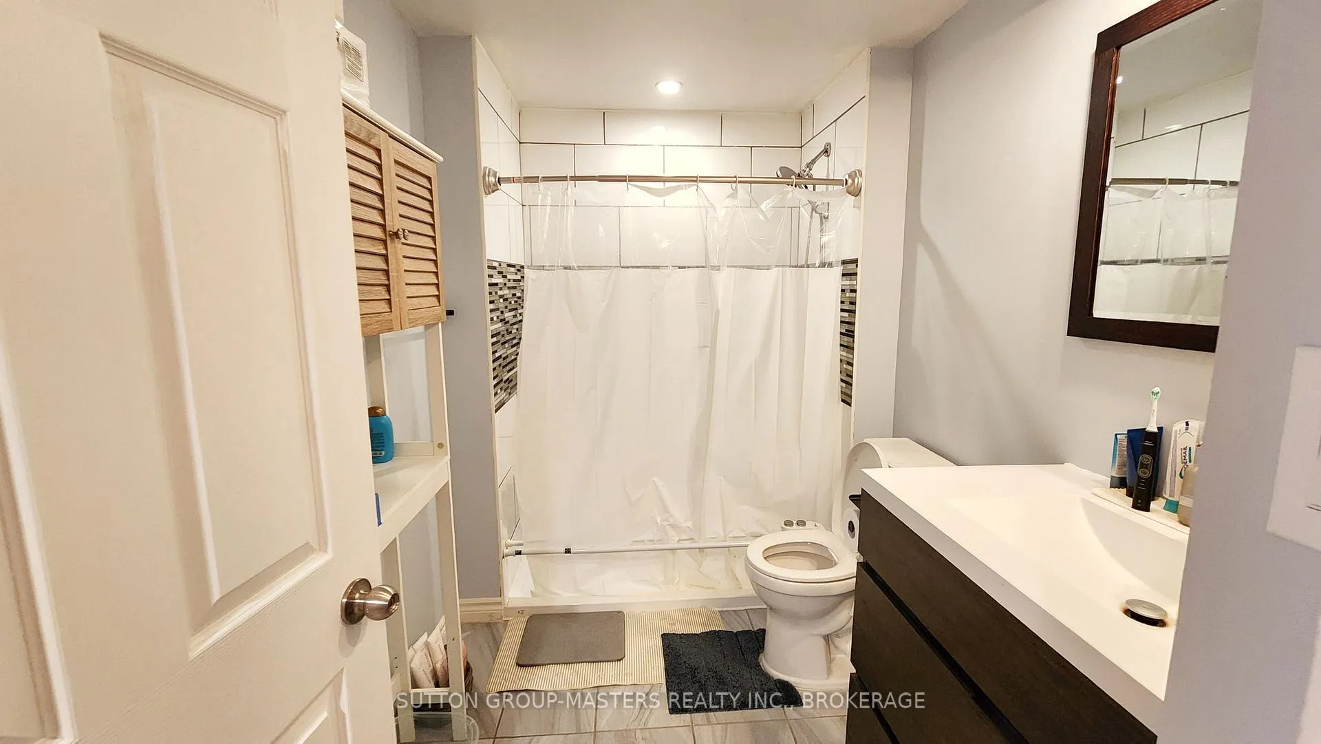 Photo 23 of 443 Maureen Street, Kingston, Kingston East (Incl Barret Crt) — HOMEH
