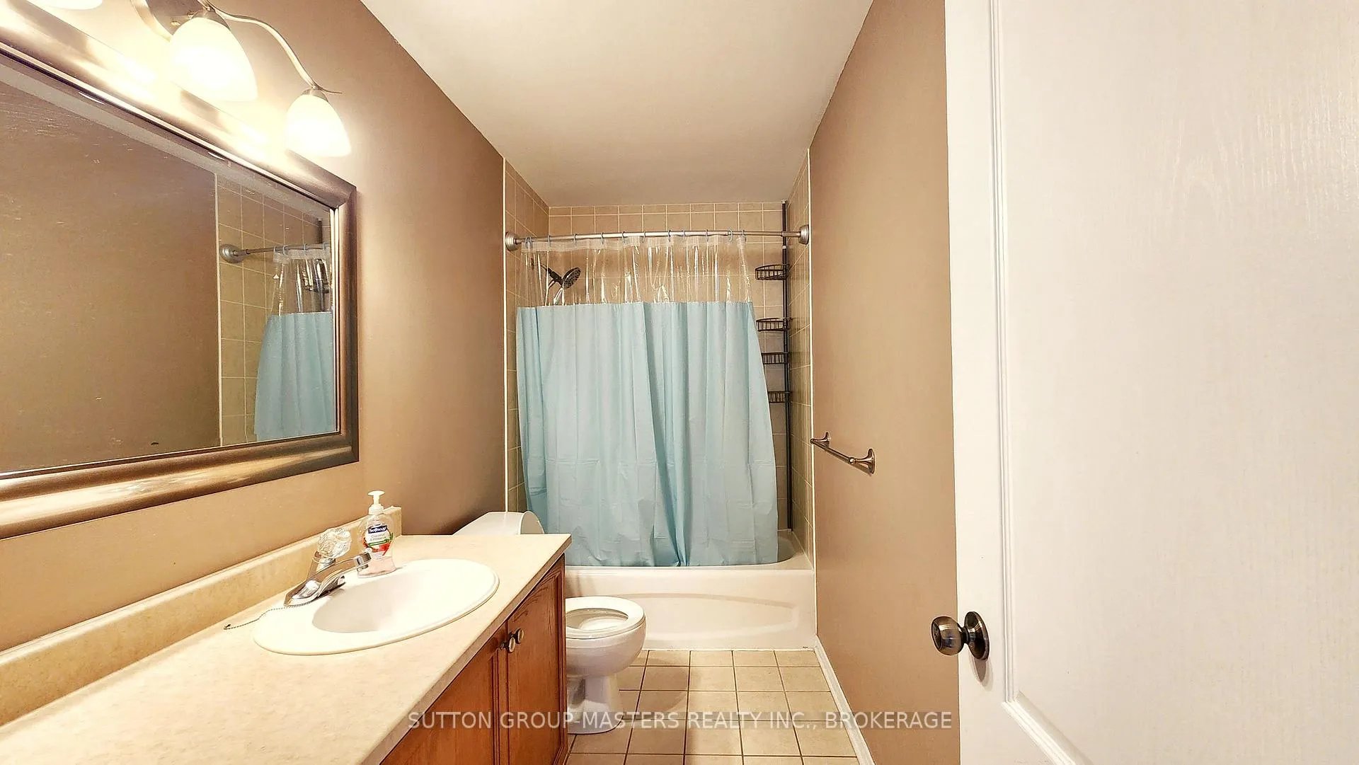 Photo 29 of 443 Maureen Street, Kingston, Kingston East (Incl Barret Crt) — HOMEH