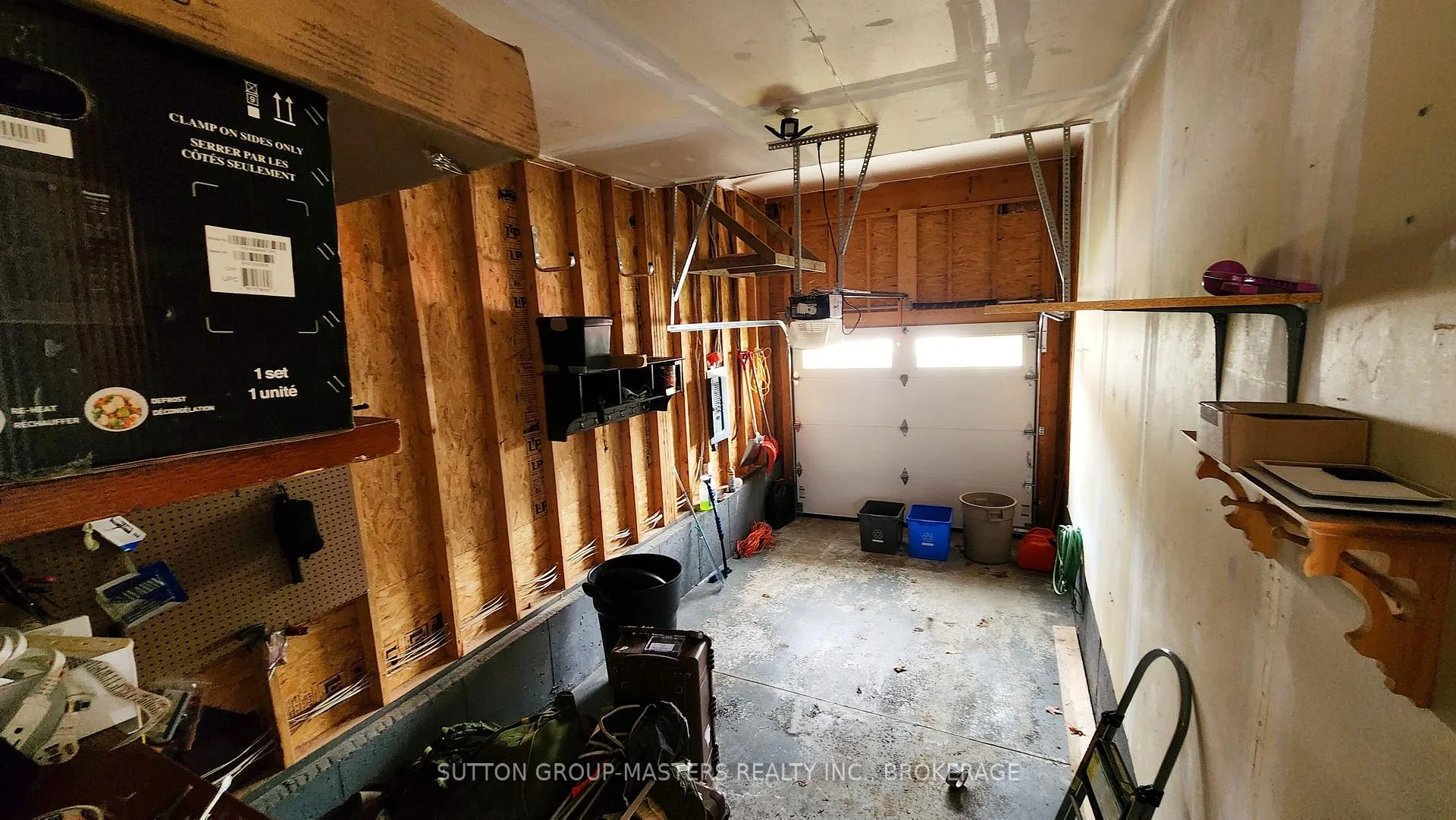 Photo 31 of 443 Maureen Street, Kingston, Kingston East (Incl Barret Crt) — HOMEH