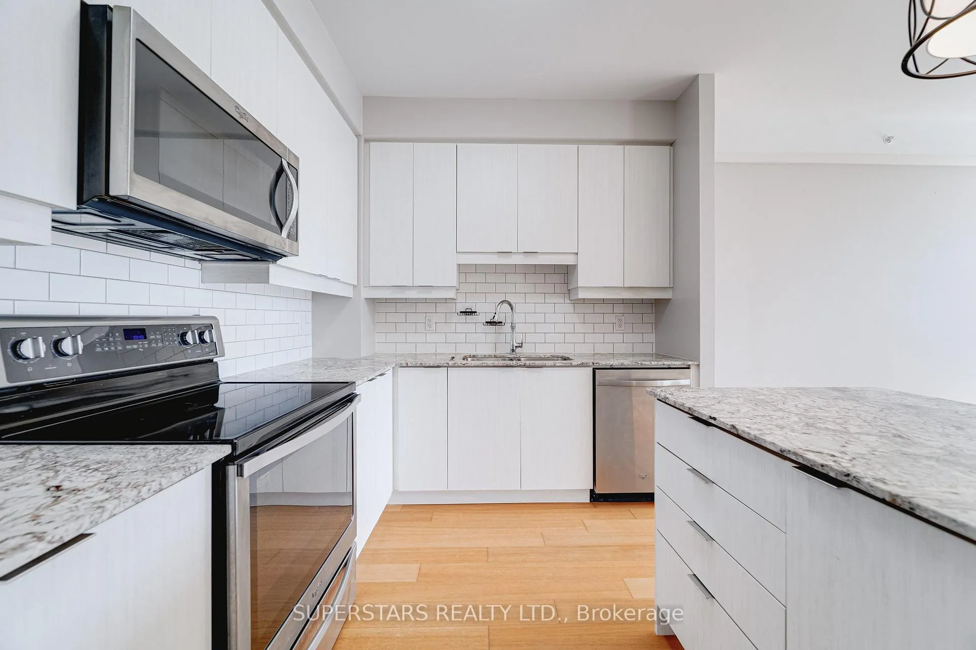 Photo 9 of Unit 401, 2910 Highway 7, Vaughan, Concord — HOMEH