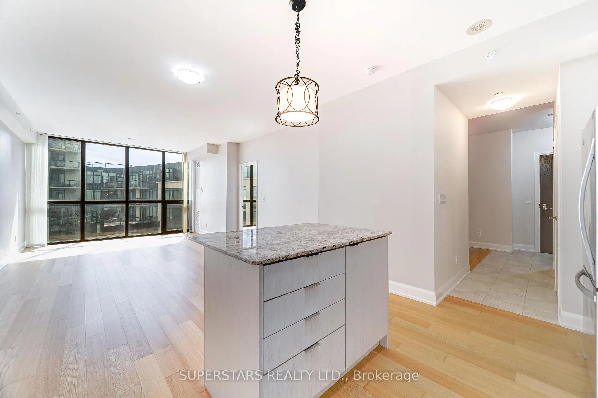 Photo 10 of Unit 401, 2910 Highway 7, Vaughan, Concord — HOMEH