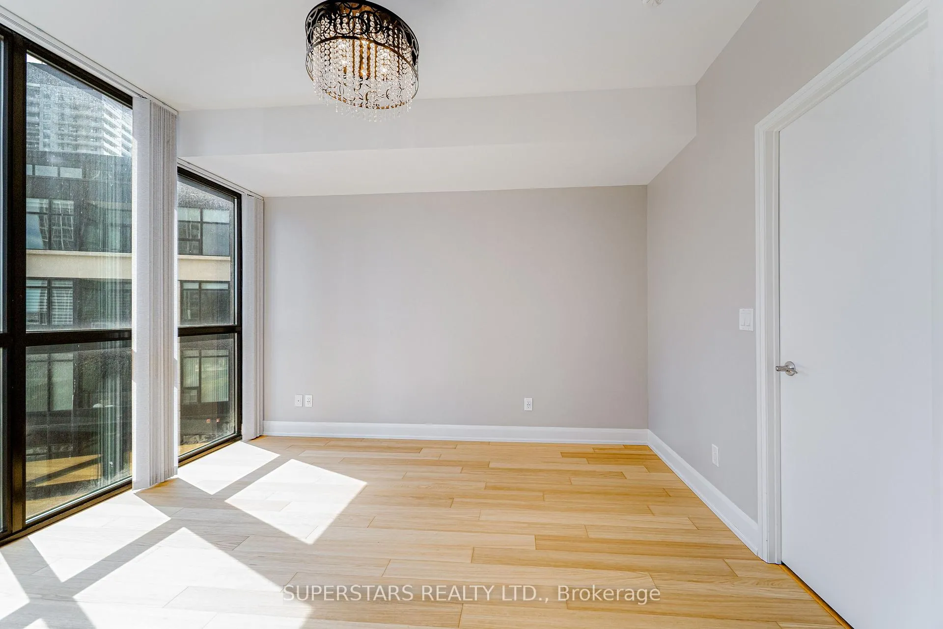 Photo 16 of Unit 401, 2910 Highway 7, Vaughan, Concord — HOMEH