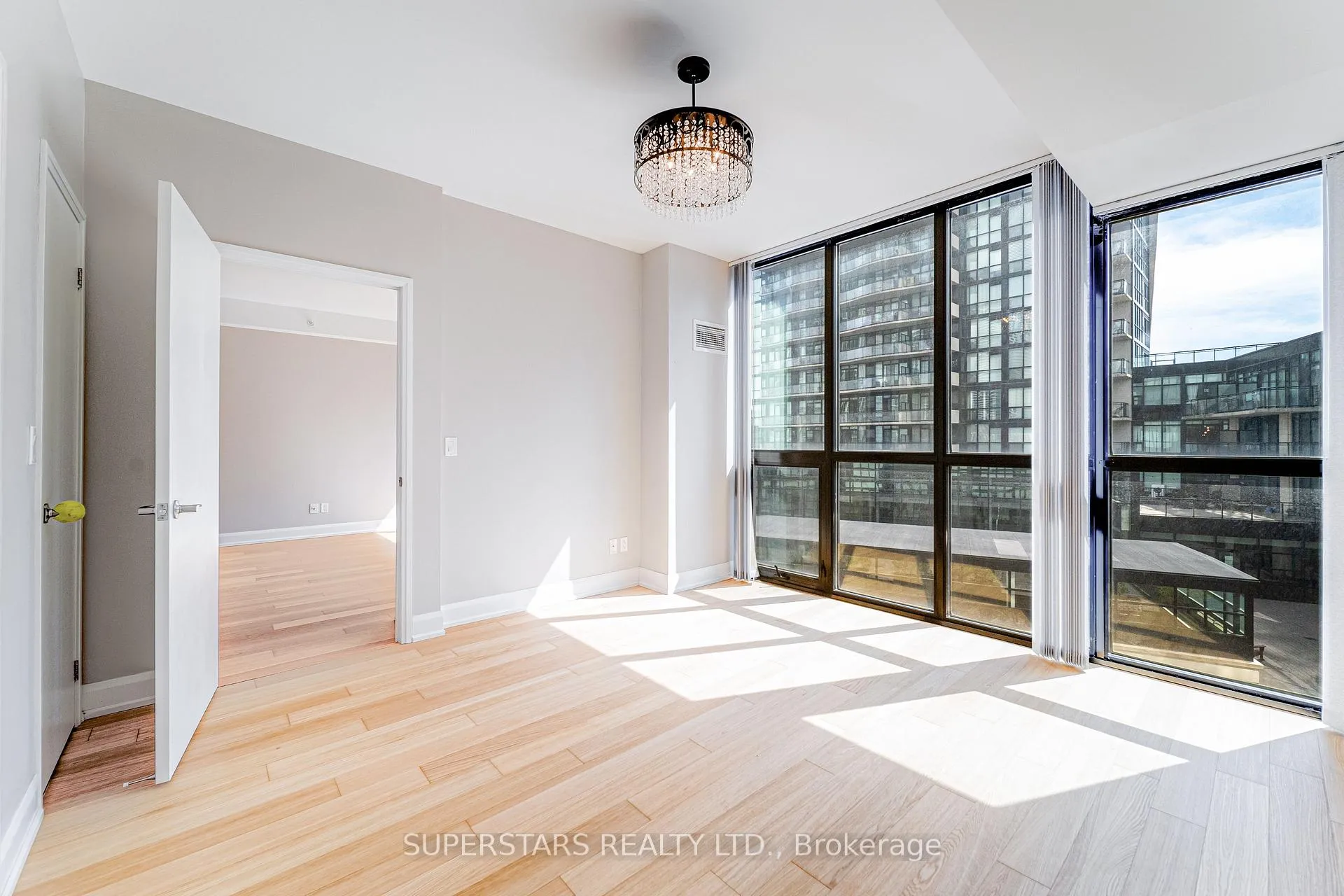 Photo 17 of Unit 401, 2910 Highway 7, Vaughan, Concord — HOMEH