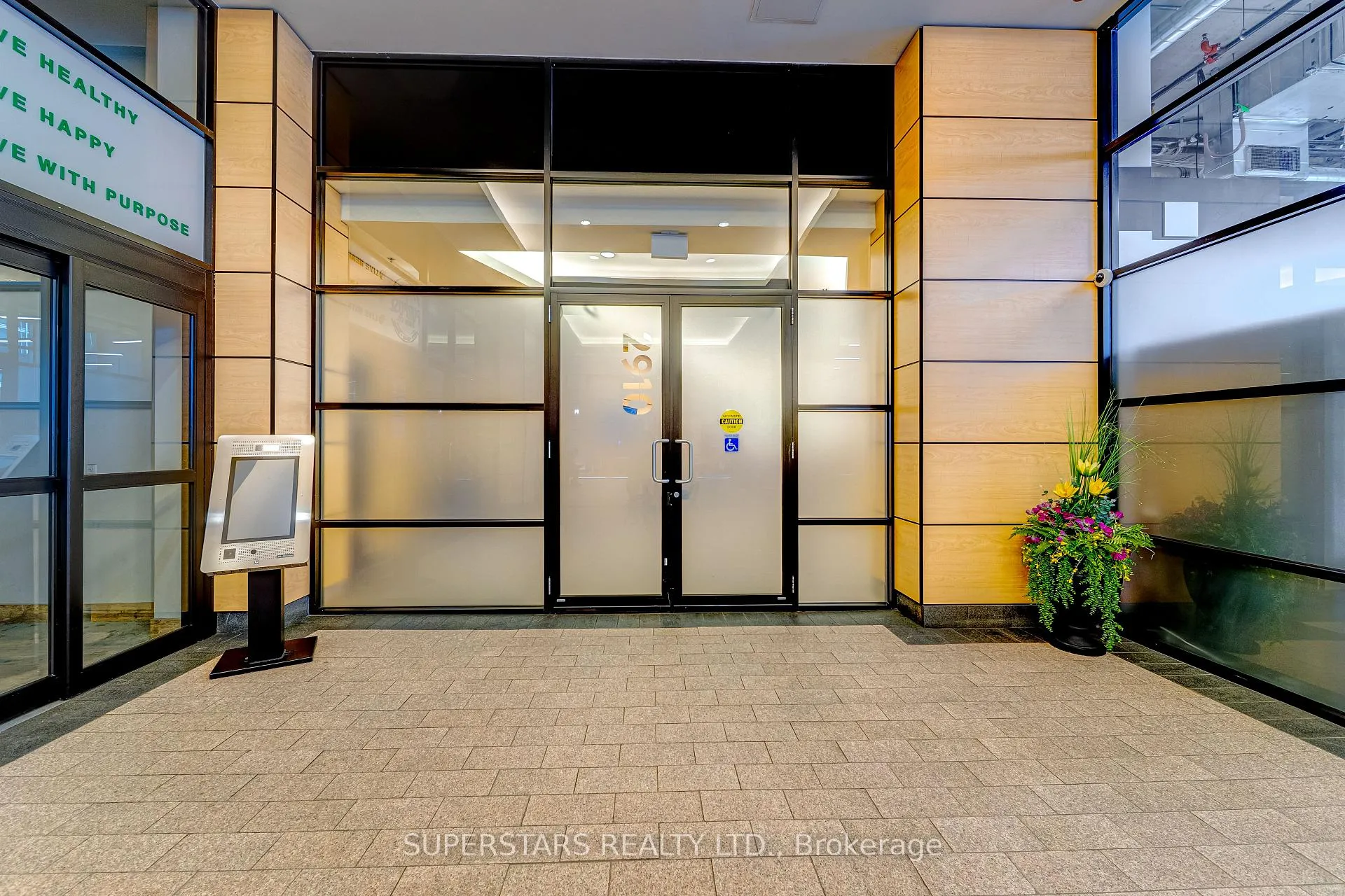 Photo 23 of Unit 401, 2910 Highway 7, Vaughan, Concord — HOMEH