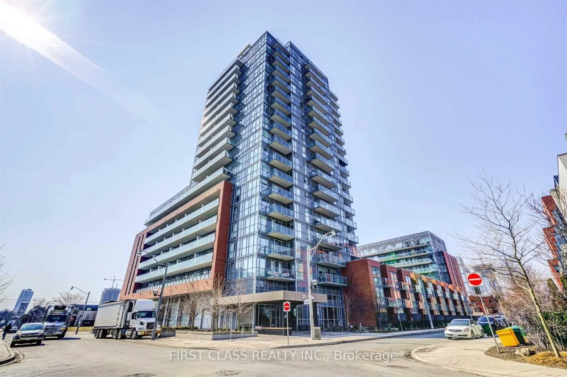 Front of Unit 1307, 25 Cole Street