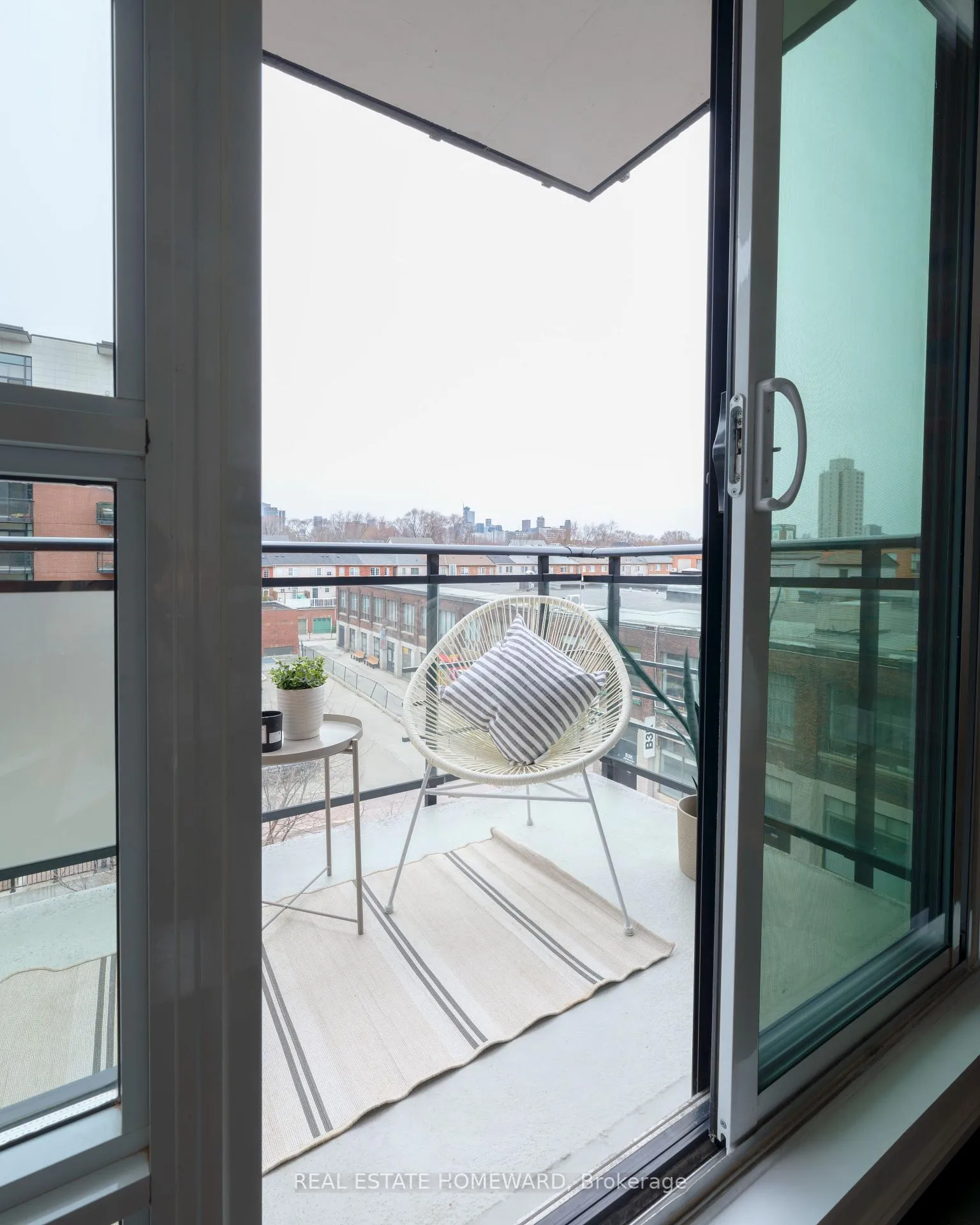 Photo 10 of Unit 412, 88 Colgate Avenue, Toronto, South Riverdale — HOMEH