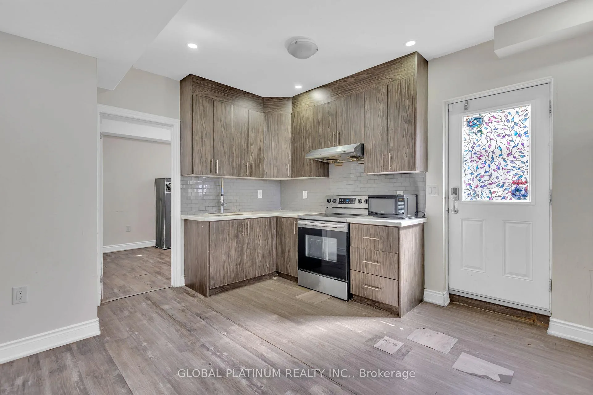 Photo 6 of 291 Remembrance Road, Brampton, Northwest Brampton — HOMEH