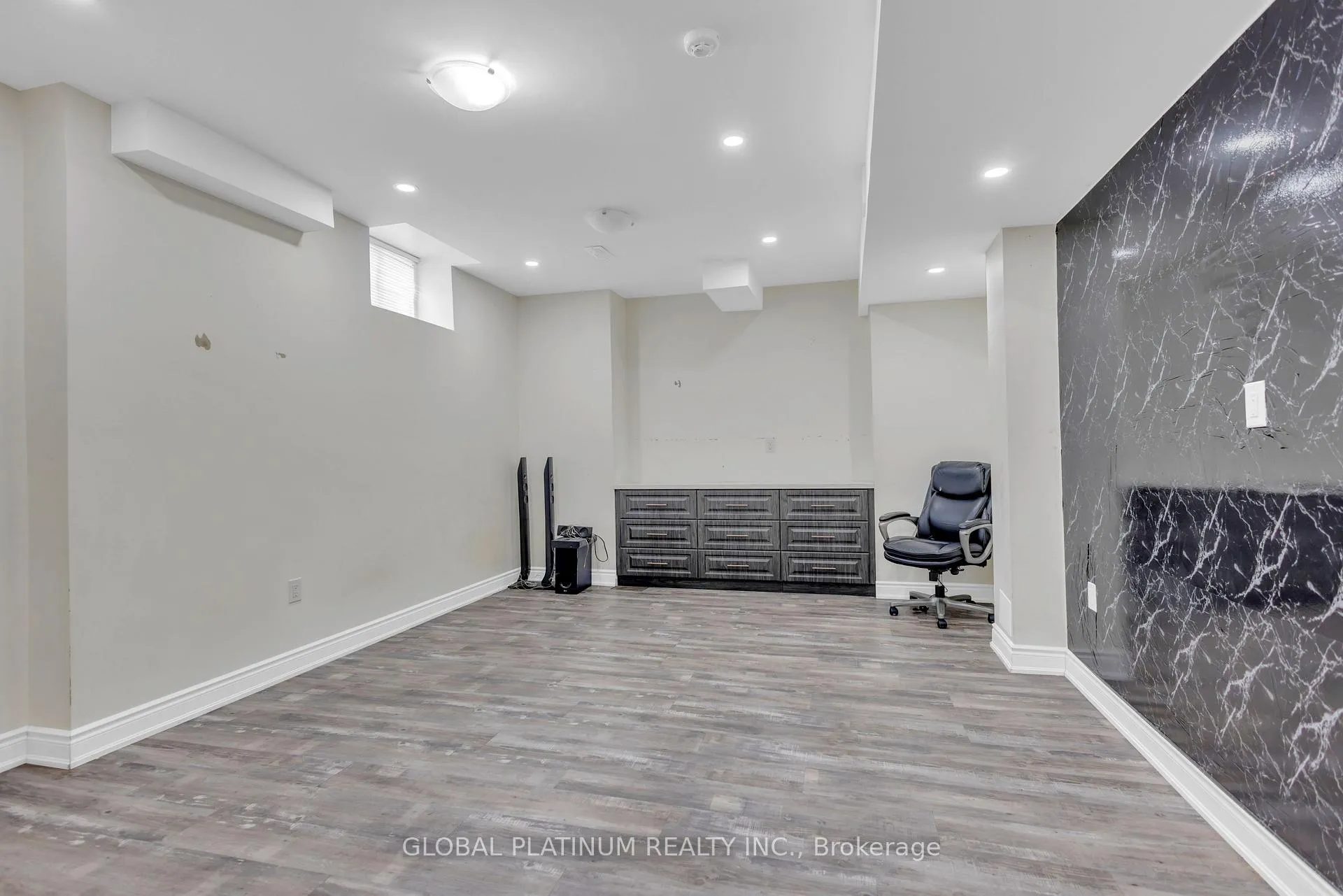 Photo 16 of 291 Remembrance Road, Brampton, Northwest Brampton — HOMEH