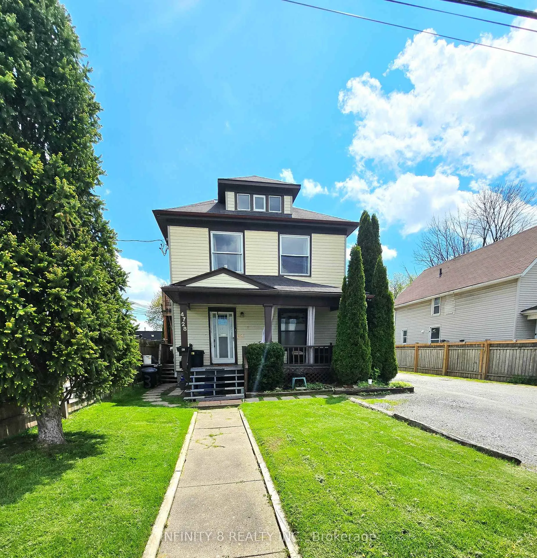 Front of 4728 Bridge Street