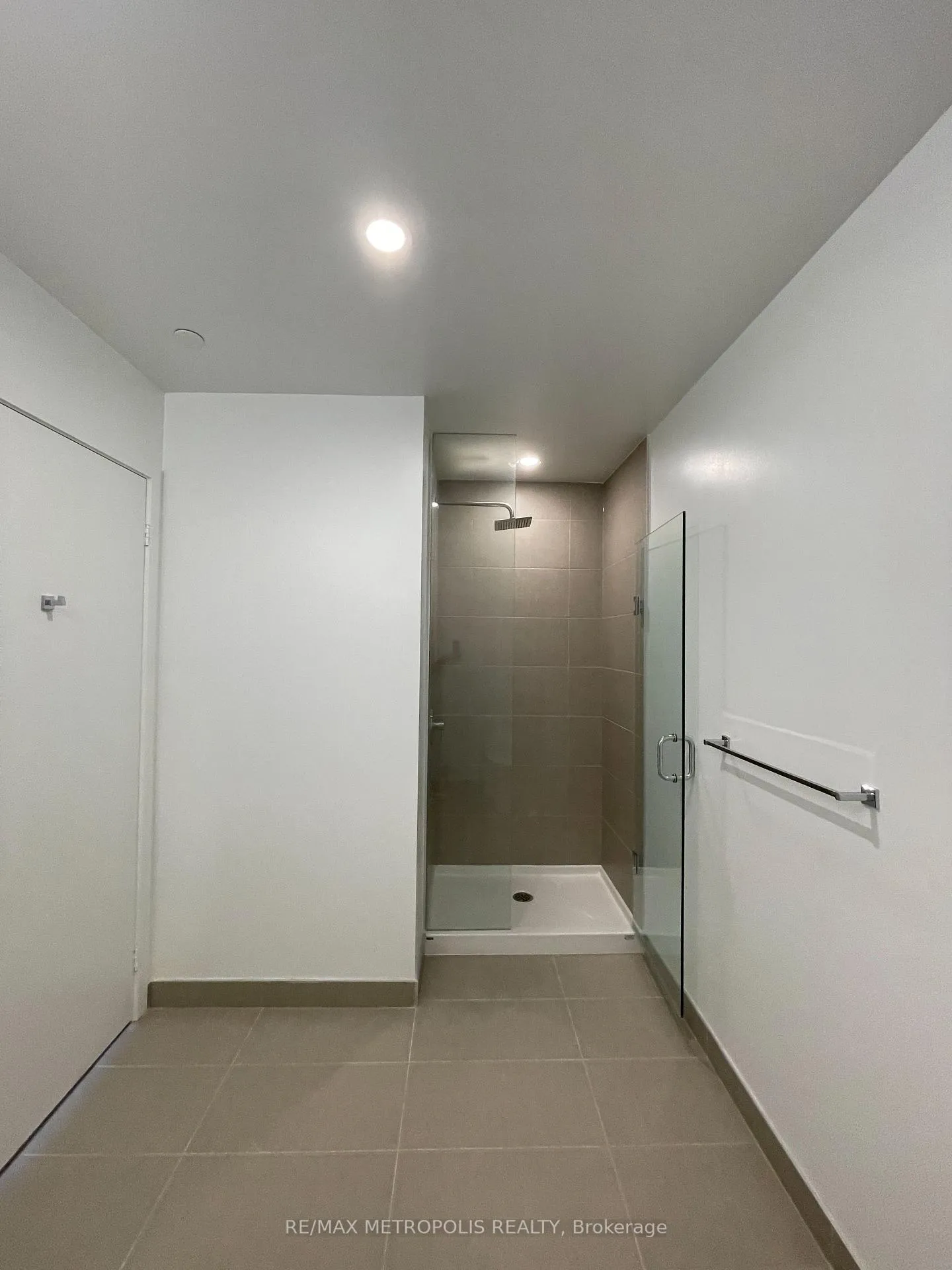 Photo 9 of Unit 705, 55 Mercer Street, Toronto, Waterfront Communities — HOMEH