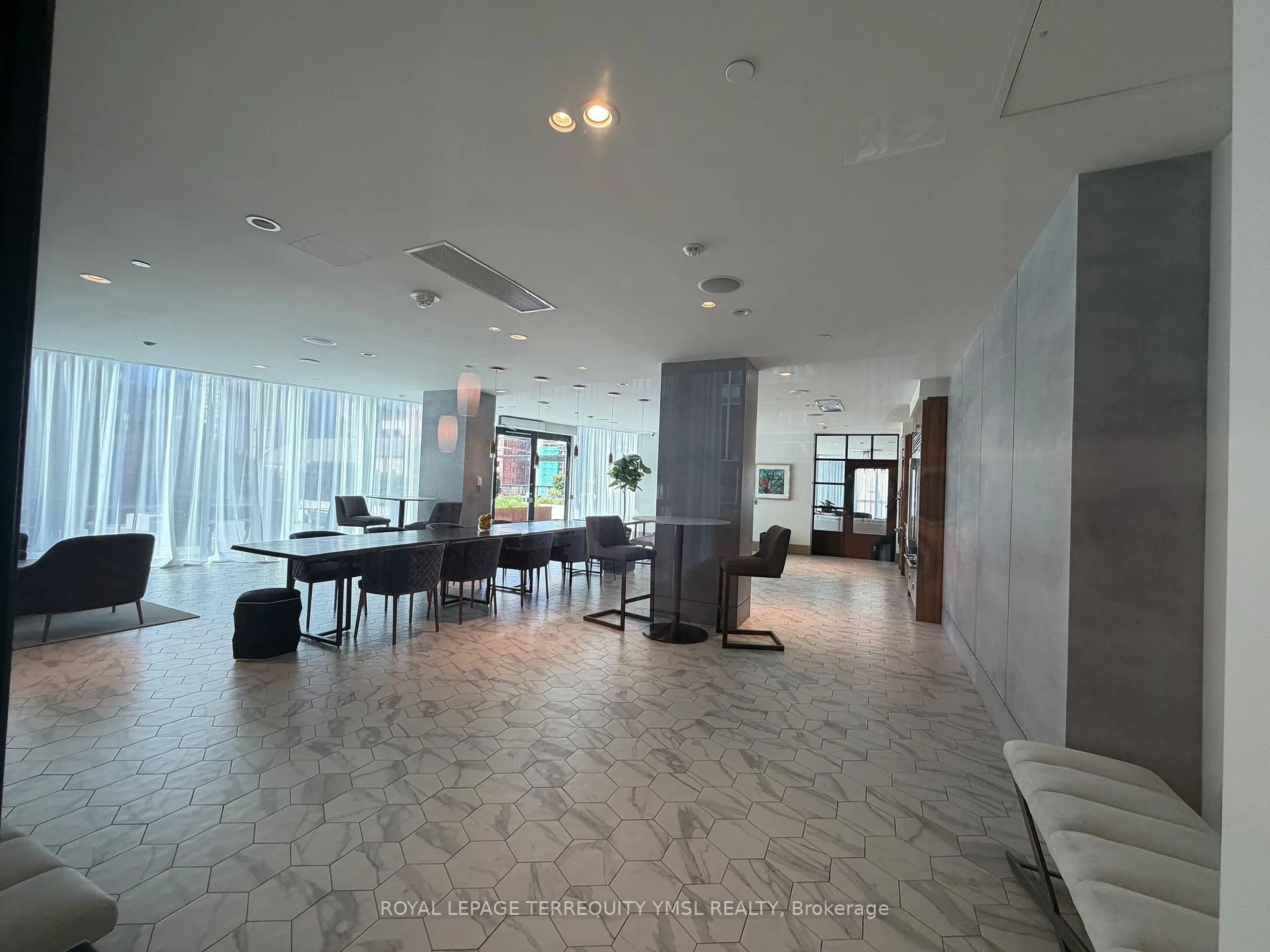 Photo 9 of Unit 5, 60 Shuter Street, Toronto, Church-Yonge Corridor — HOMEH